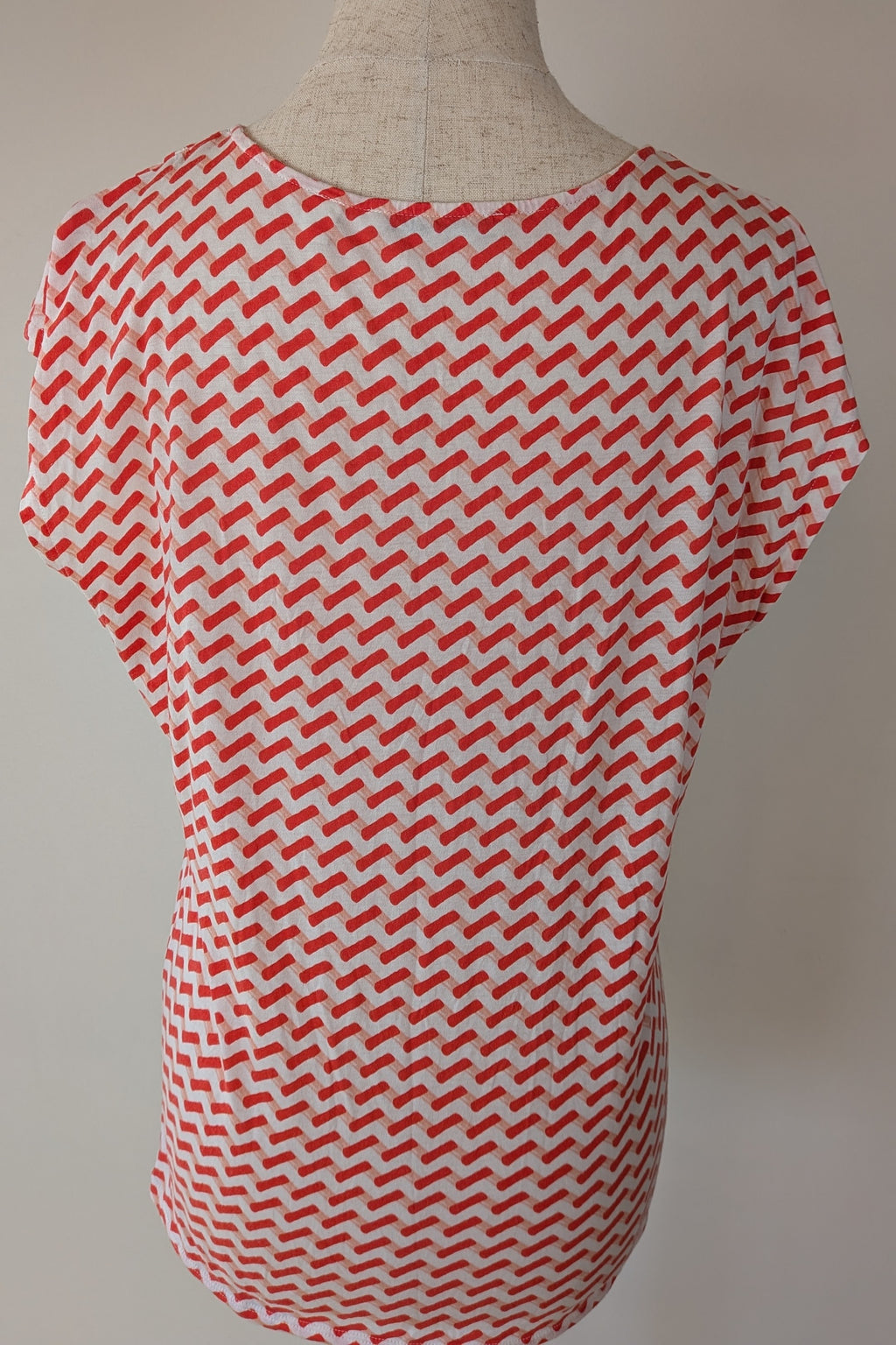 Country Road Geometric Red White Print Top Size S