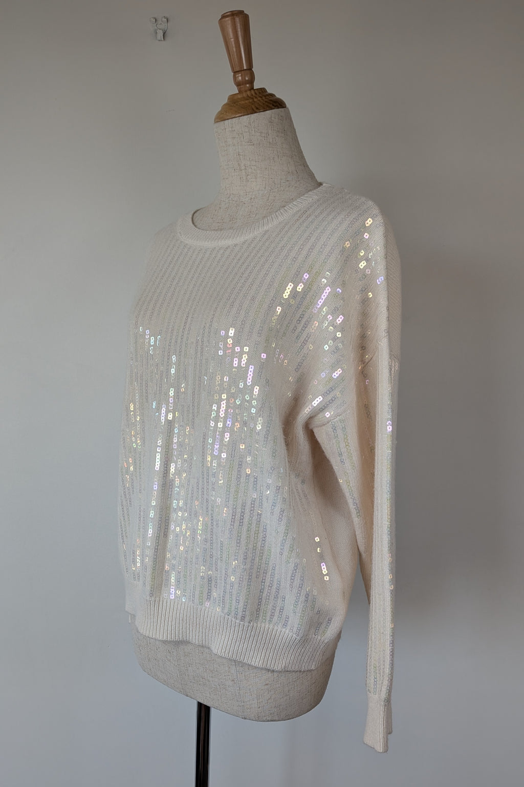 Vine Apparel White Wool Blend Iridescent Sequin Jumper Size M/L
