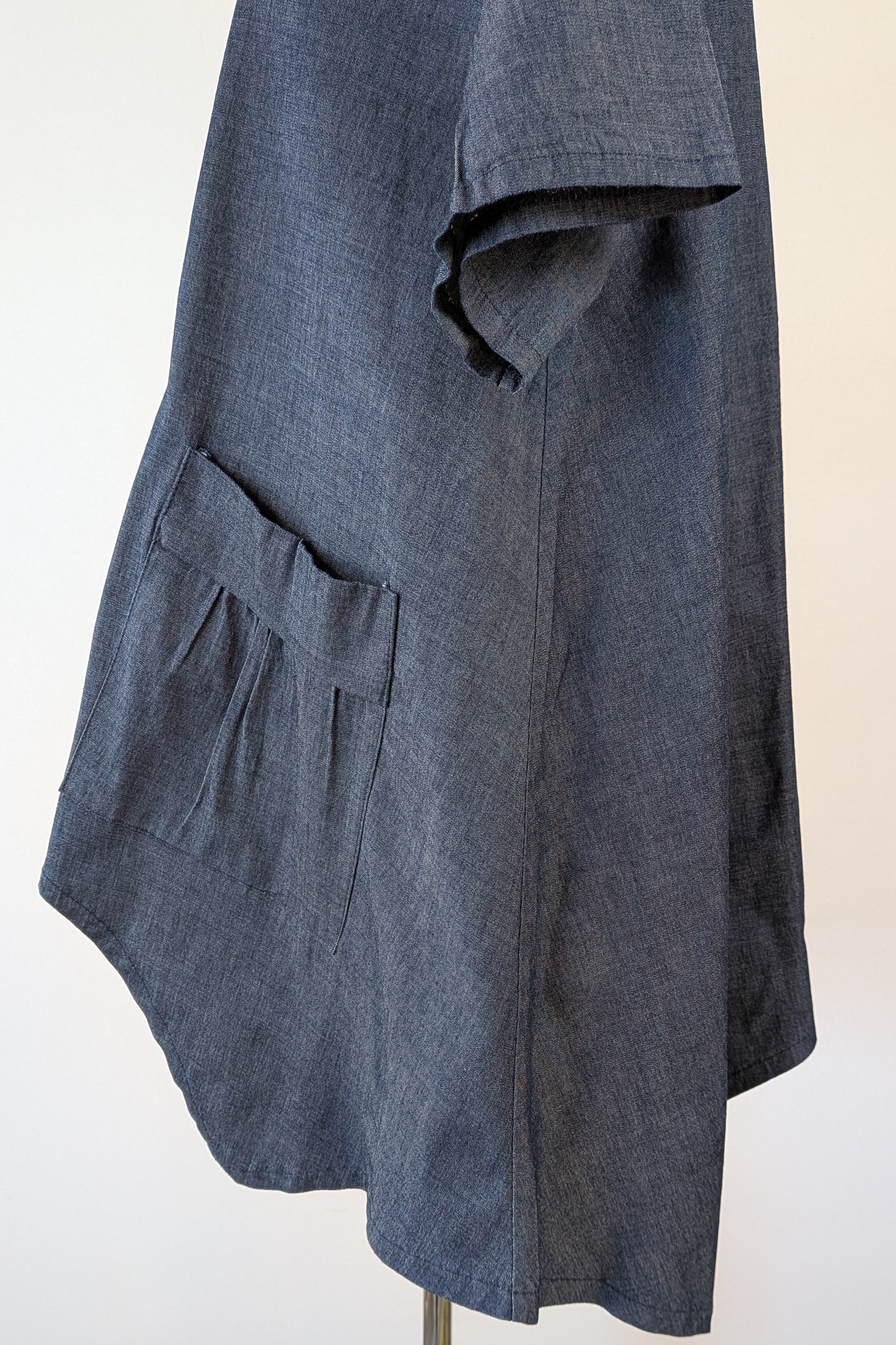 158C Blue Denim Cotton Blend Top in One Size