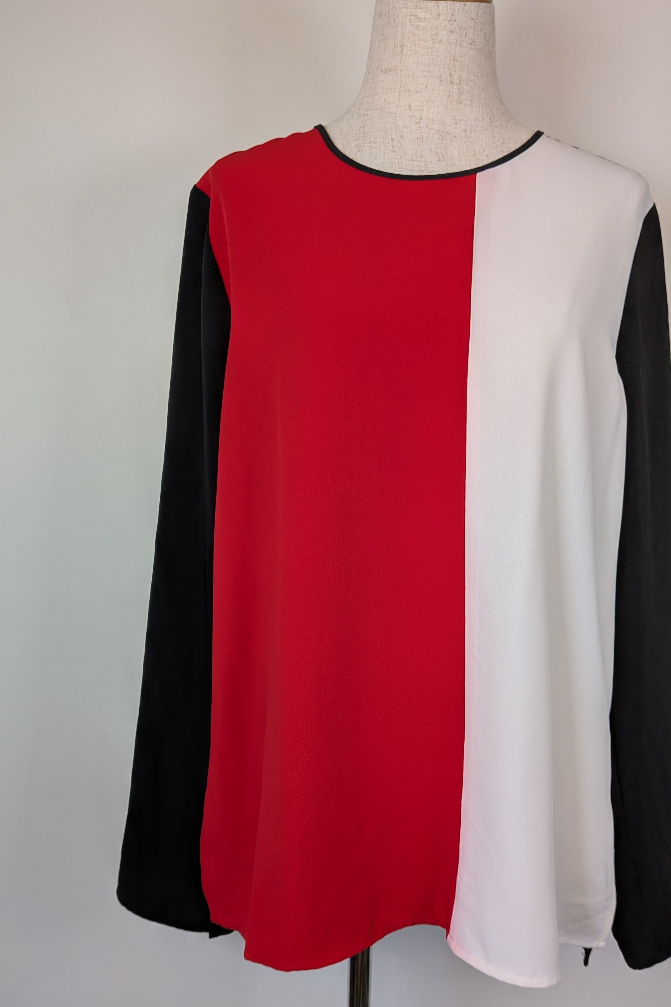 Piper Colourblock Black Red White Long Sleeve Shirt Size 14 Brand New With Tags RRP $89.95