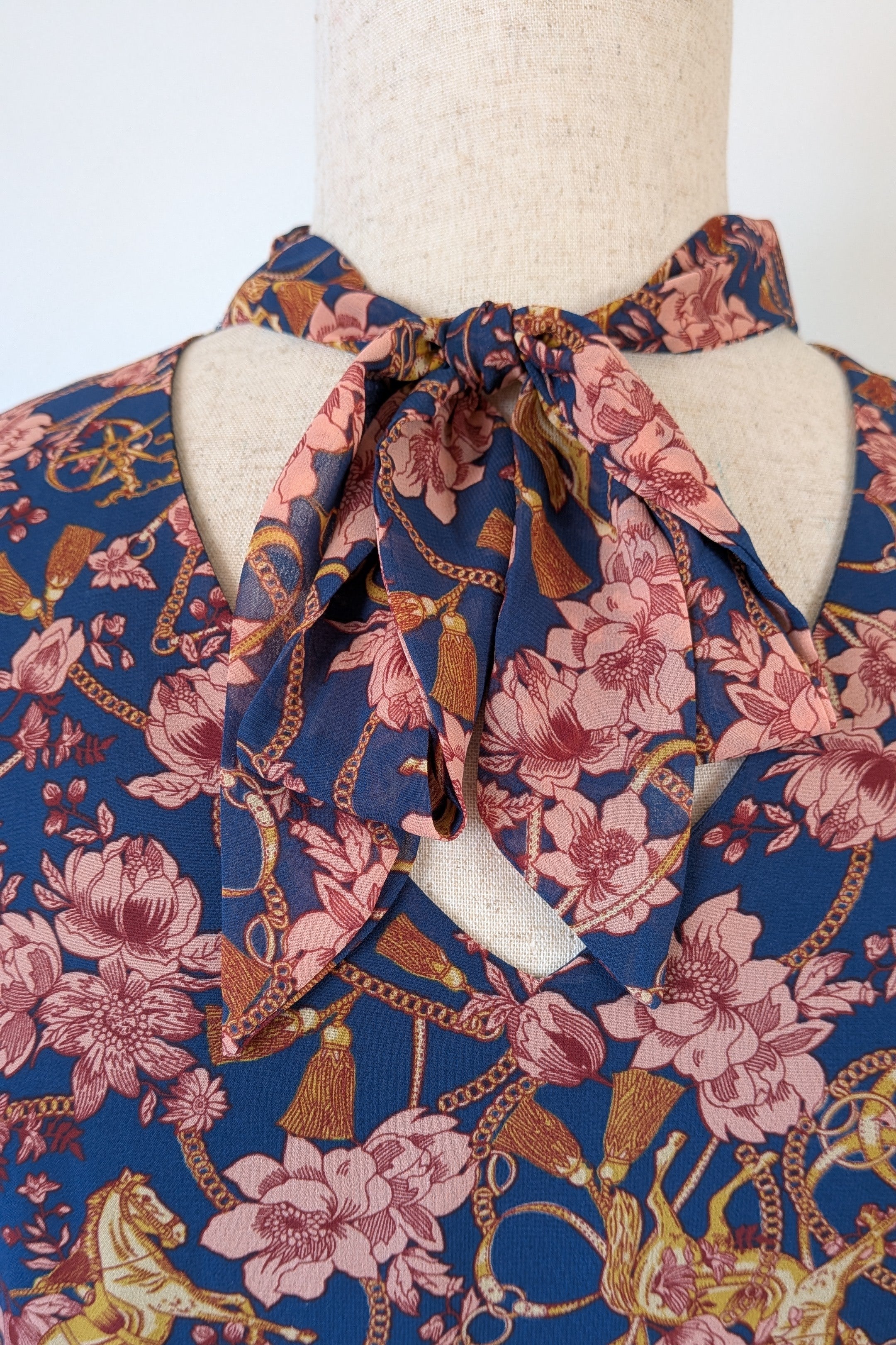 Modcloth Apogee of Elegance Floral & Horse Print Dress Size 22