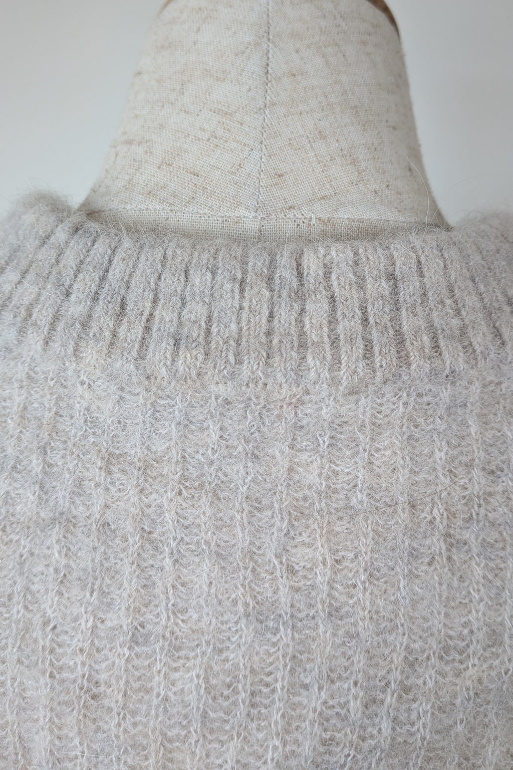 Everlane The Cocoon Crew in Alpaca Almond Jumper Size S
