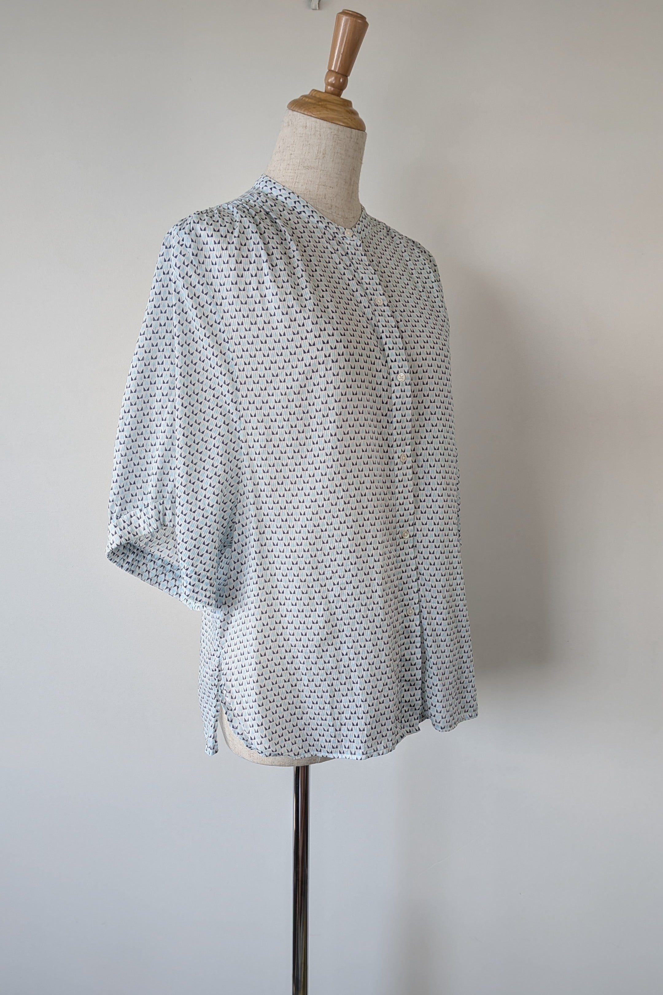 Country Road Blue Geometric Cotton Puff Sleeve Shirt Size S