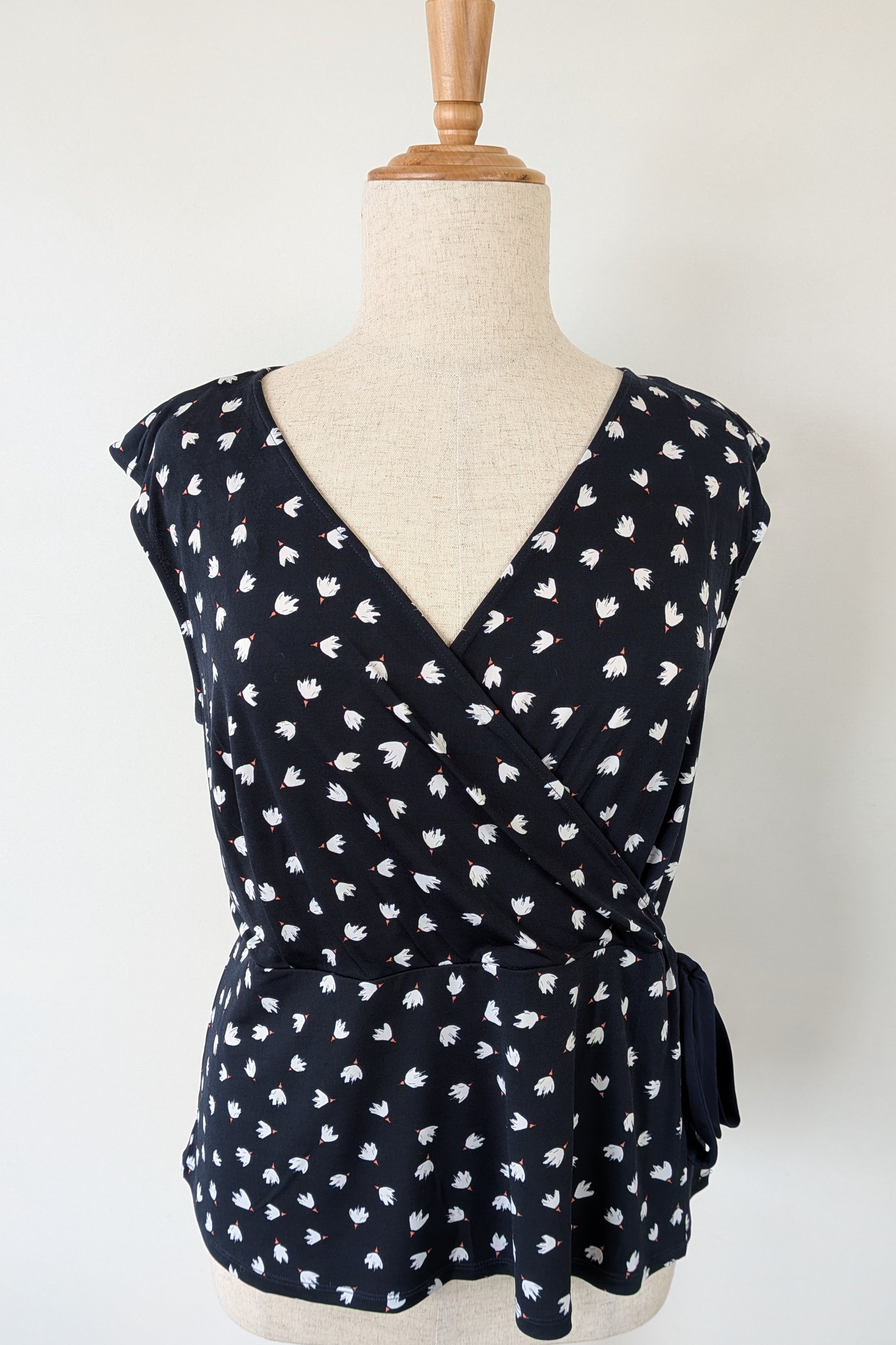 Basque Midnight Wrap Top Size 16 Brand New With Tags RRP $59.95