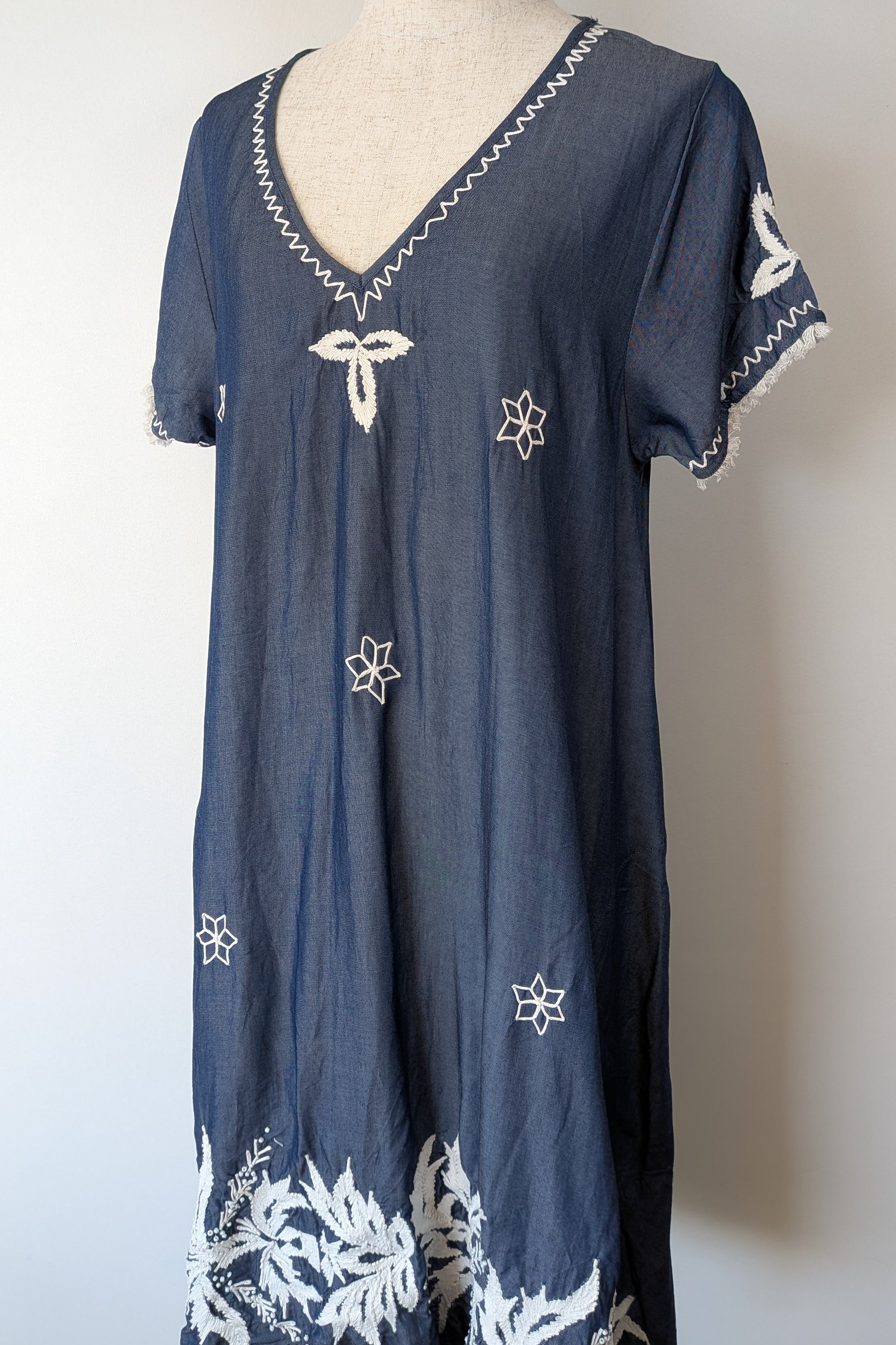 Ruby Yaya Denim Blue Embroidered Kaftan Dress Size M