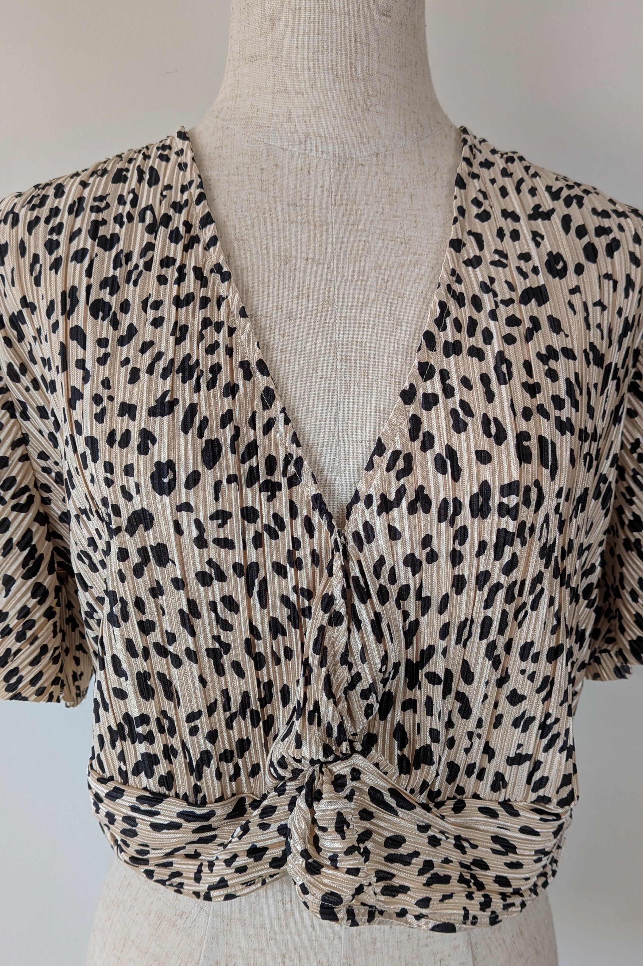 Sportsgirl Animal Cut & Sew Crop Top Size L Brand New With Tags RRP $59.95