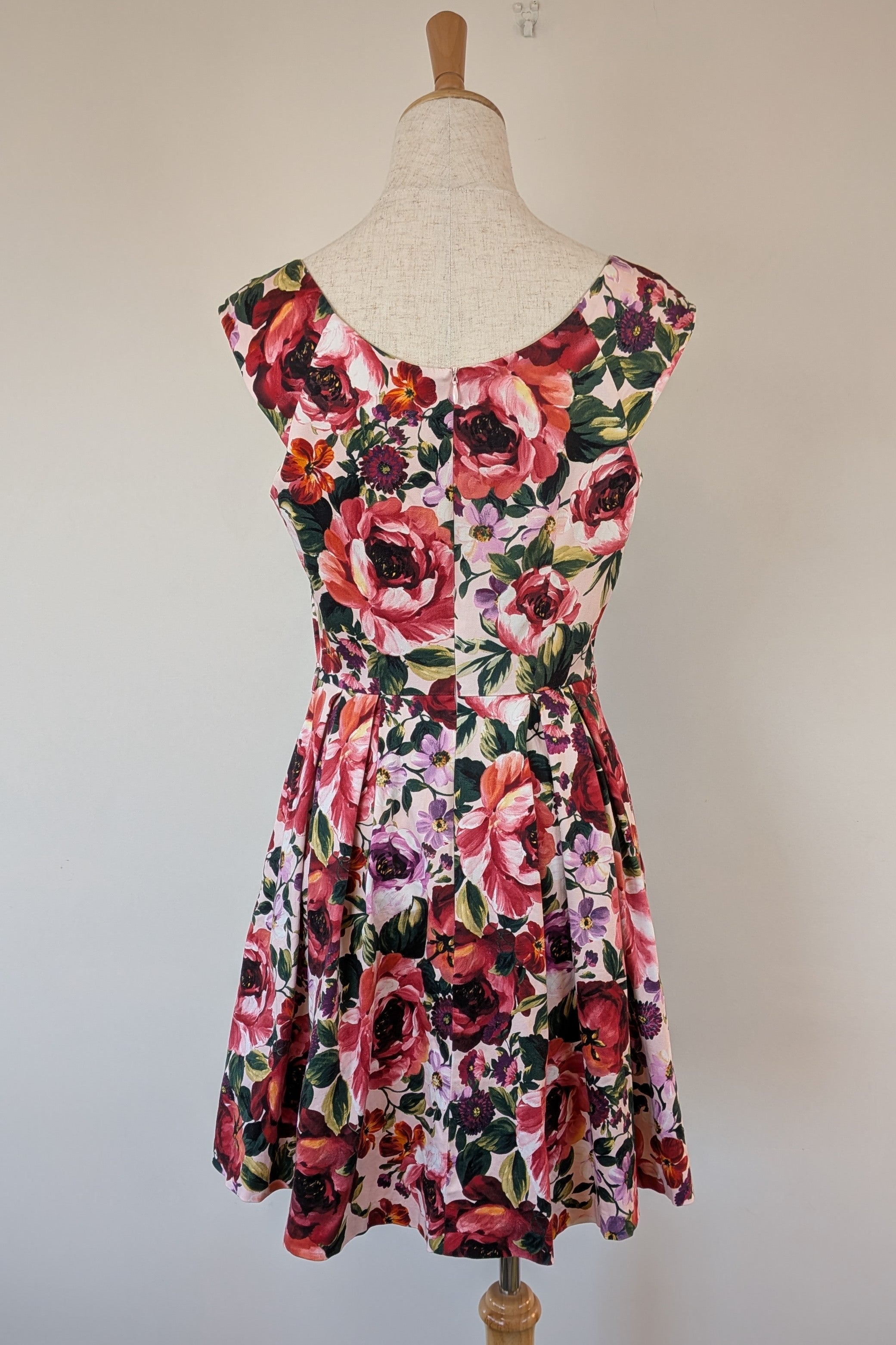 Review Fruits of the Forest Dress Size 10