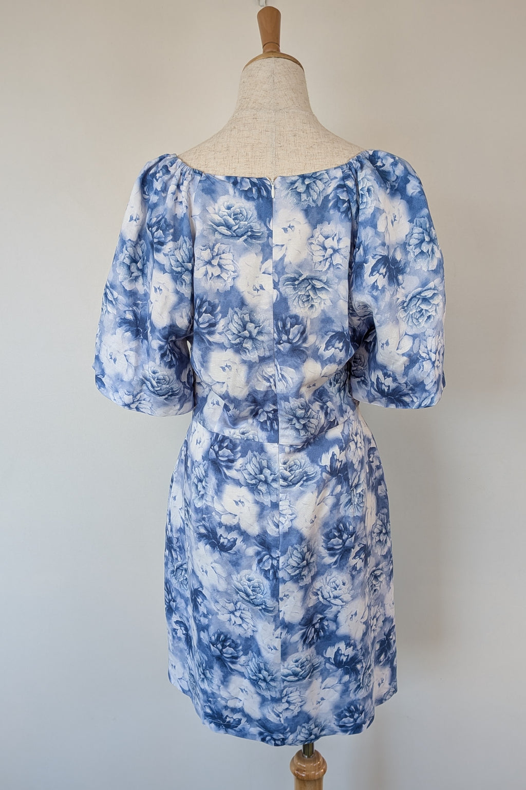 Tokito Blue & White Floral Puff Sleeve Dress Size 10