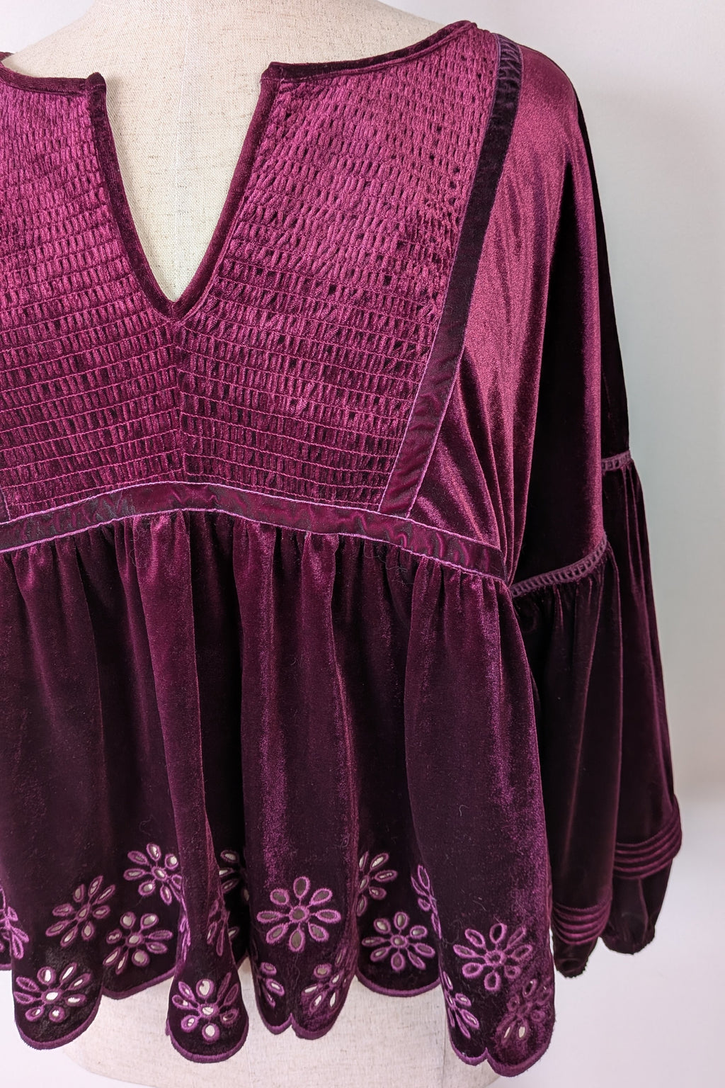 The Poetic Gypsy Burgundy Velvet Top Size 18/20