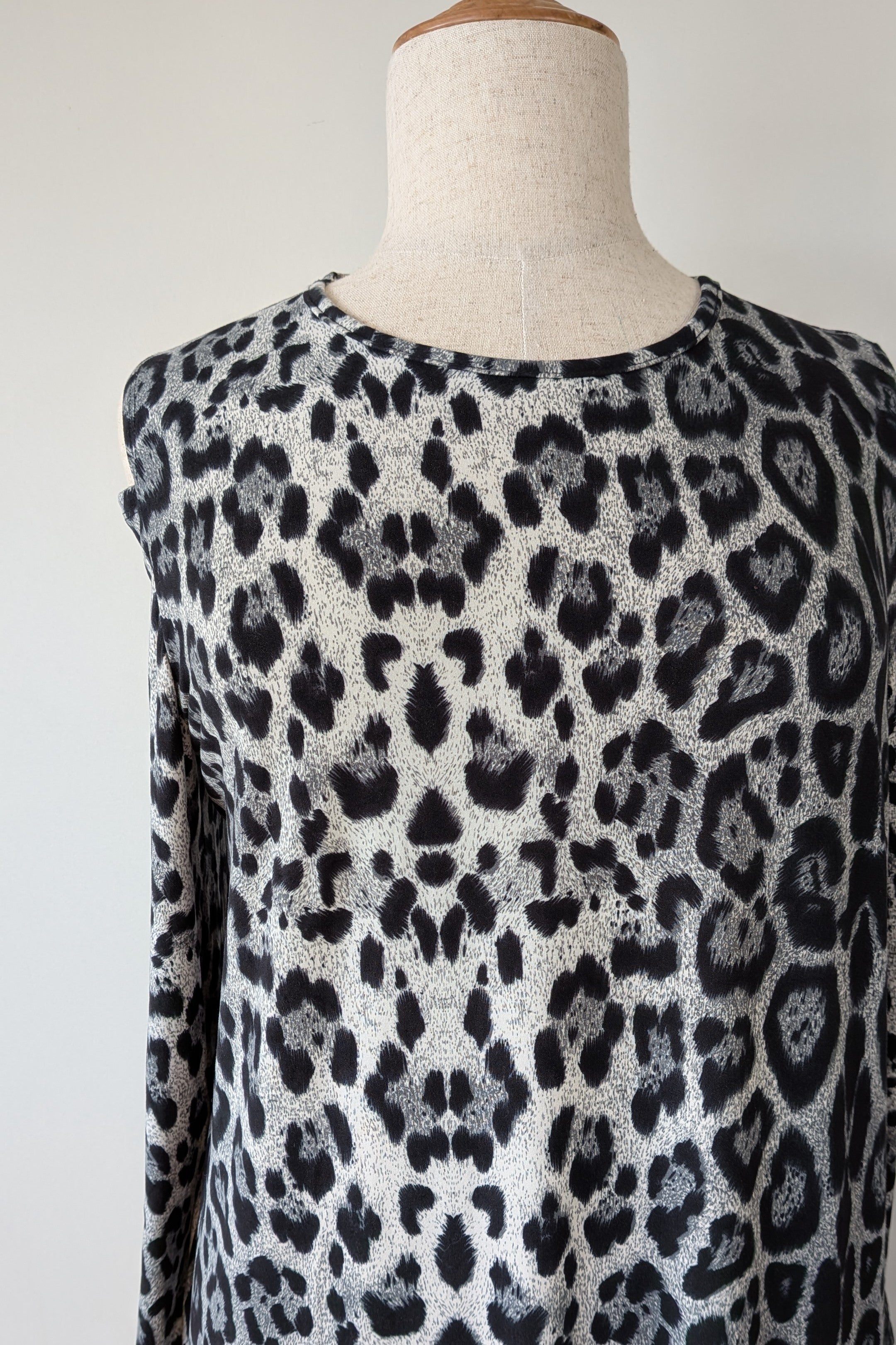 Threadz Black & Grey Leopard Print Dress Size XXL Brand New With Tags