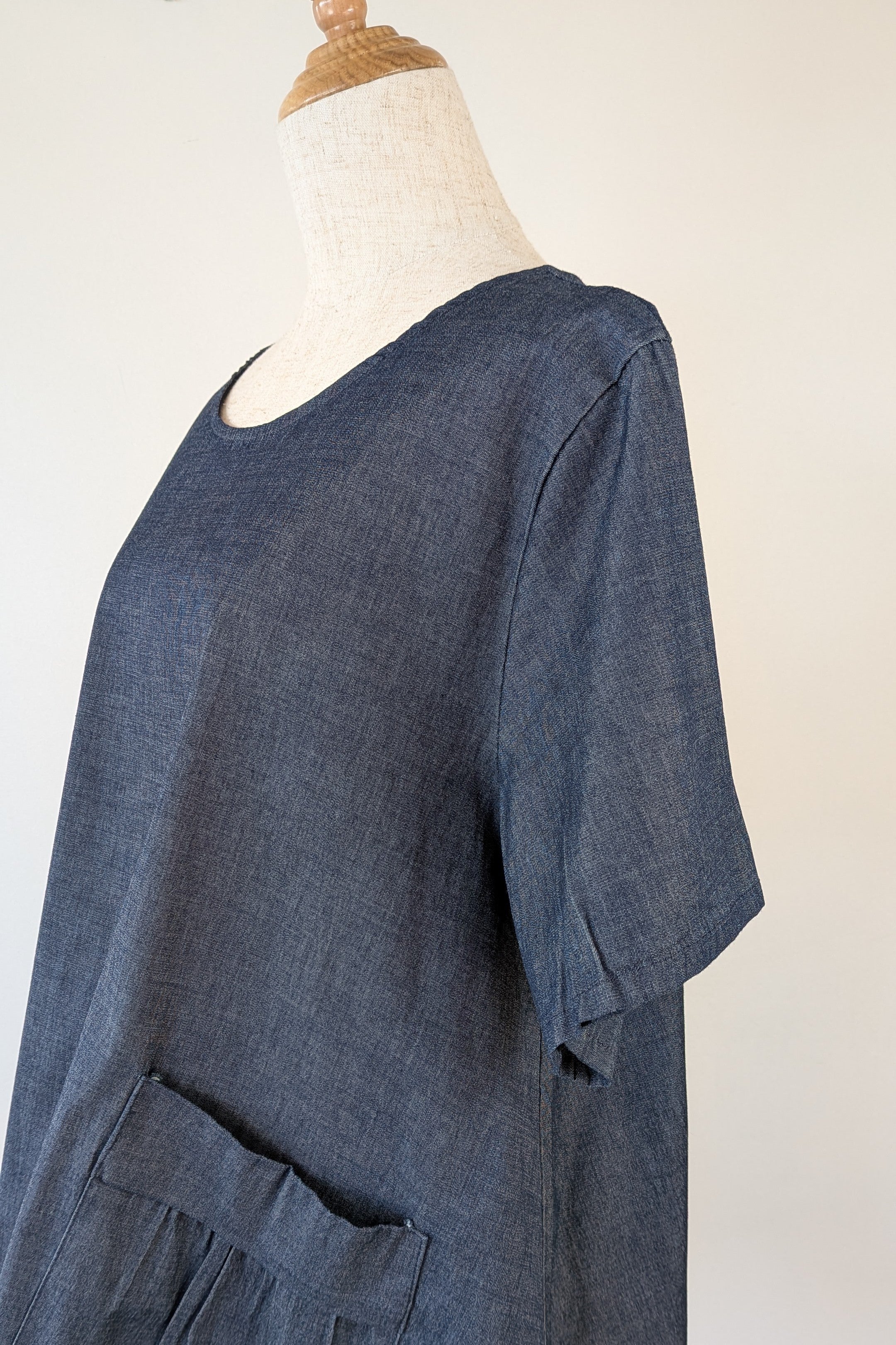 158C Blue Denim Cotton Blend Top in One Size