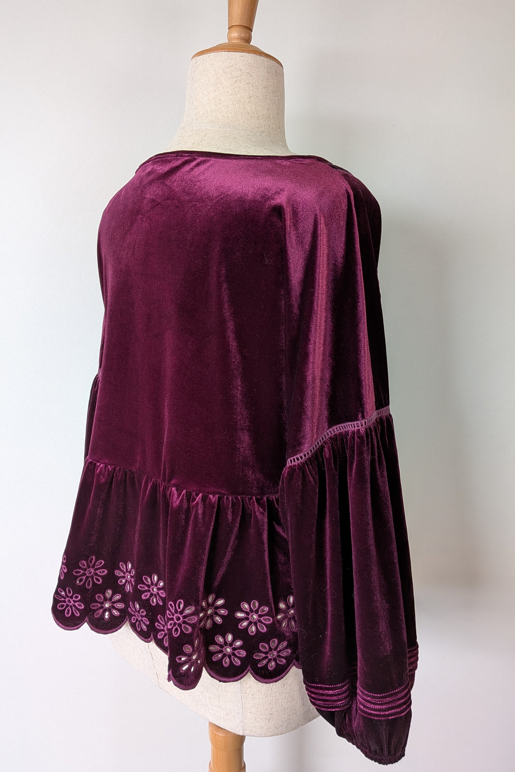 The Poetic Gypsy Burgundy Velvet Top Size 18/20