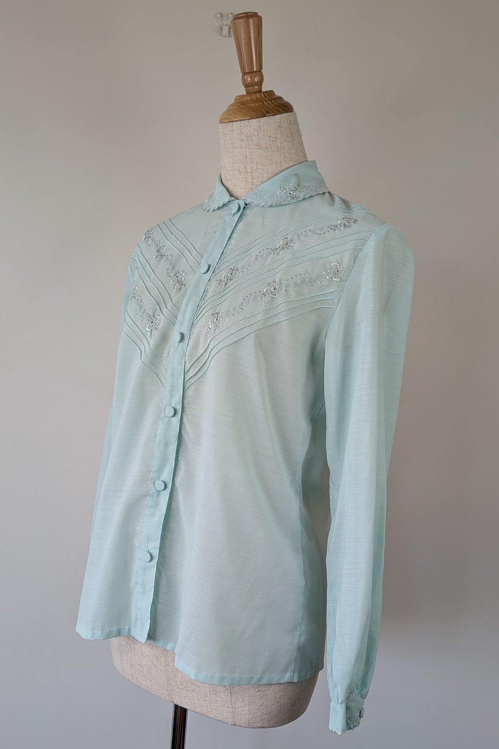 Vintage 70s Robert Lin International Blue Embroidered Blouse Size 10