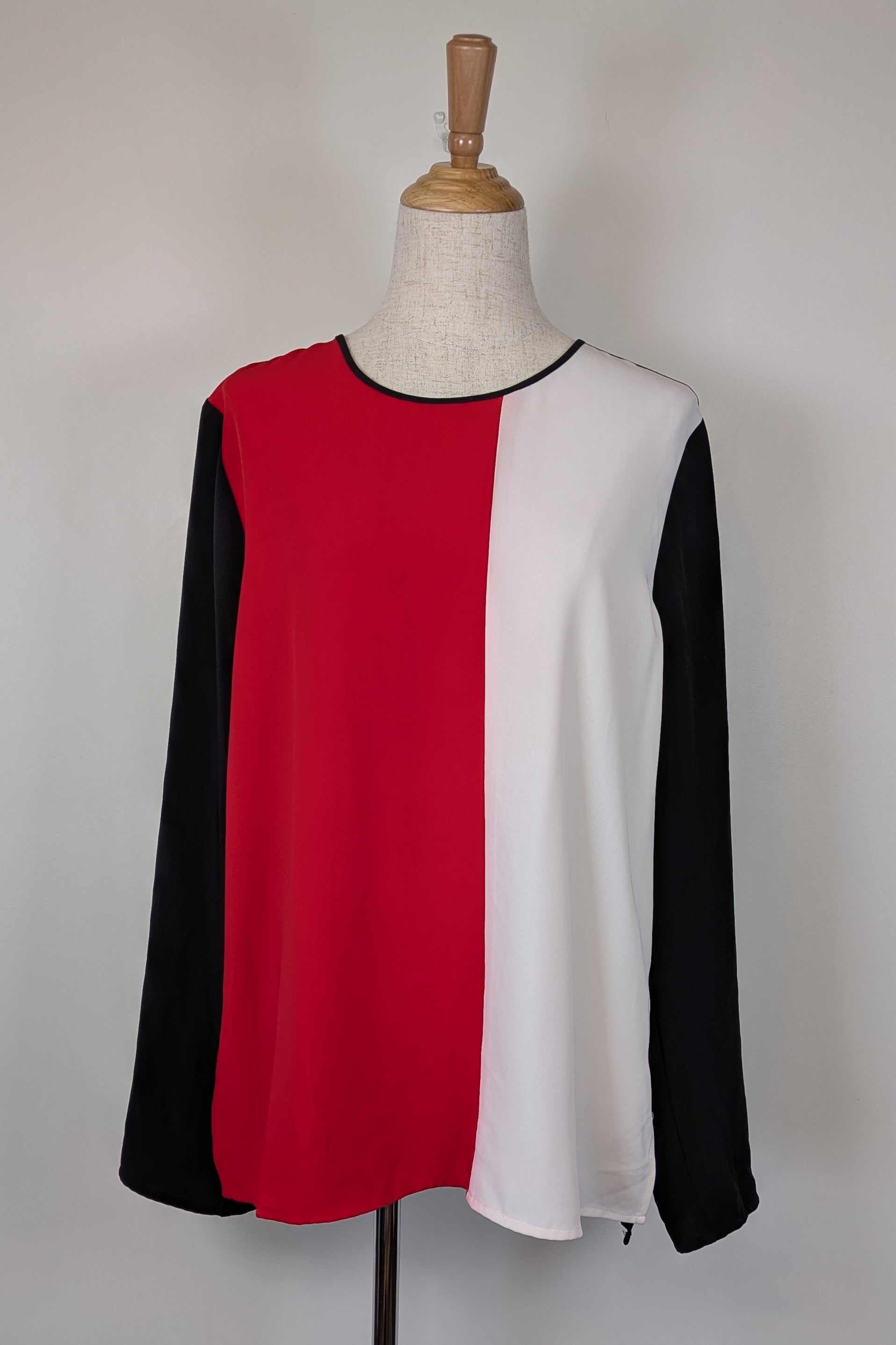 Piper Colourblock Black Red White Long Sleeve Shirt Size 14 Brand New With Tags RRP $89.95