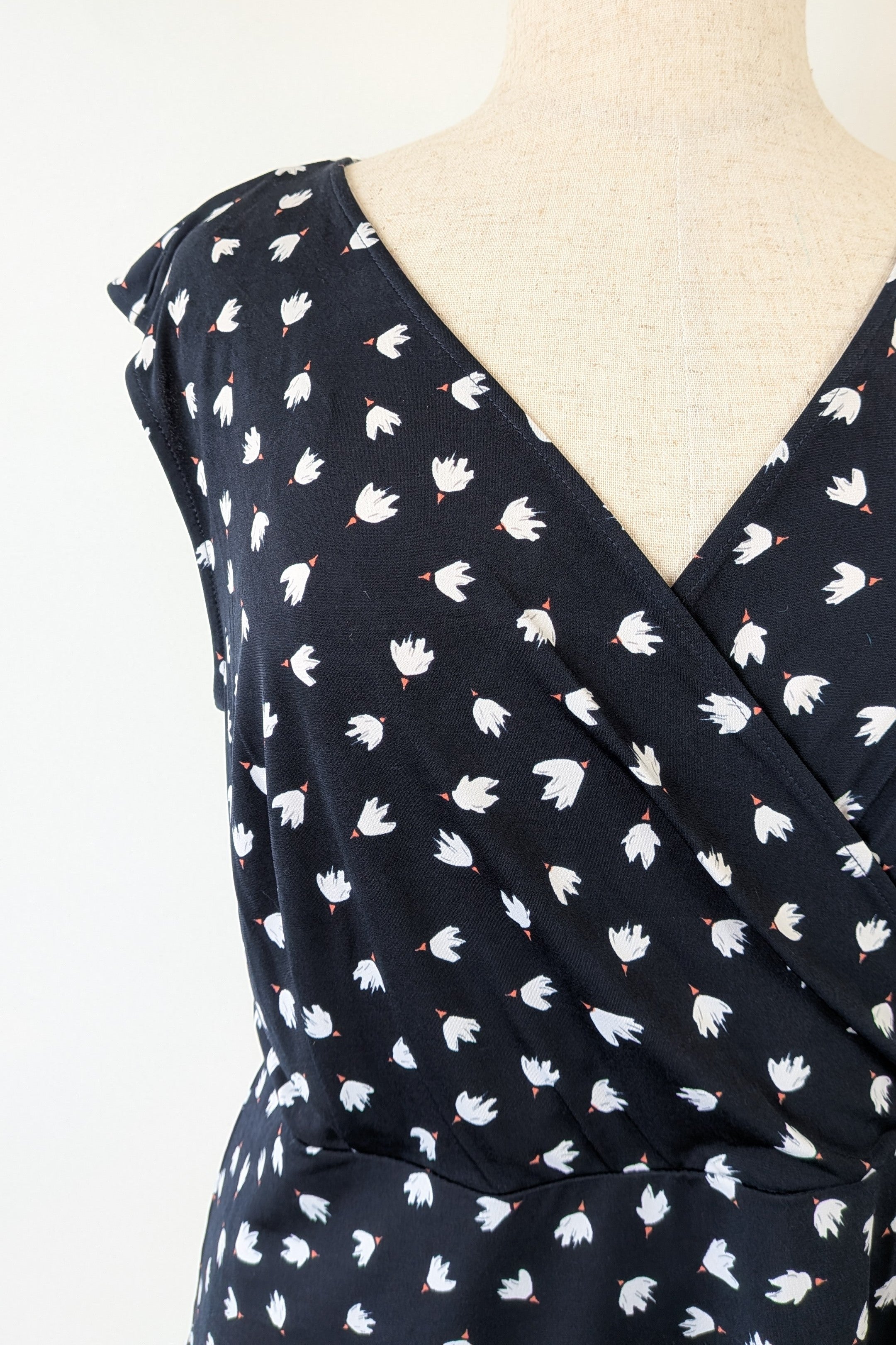 Basque Midnight Wrap Top Size 16 Brand New With Tags RRP $59.95