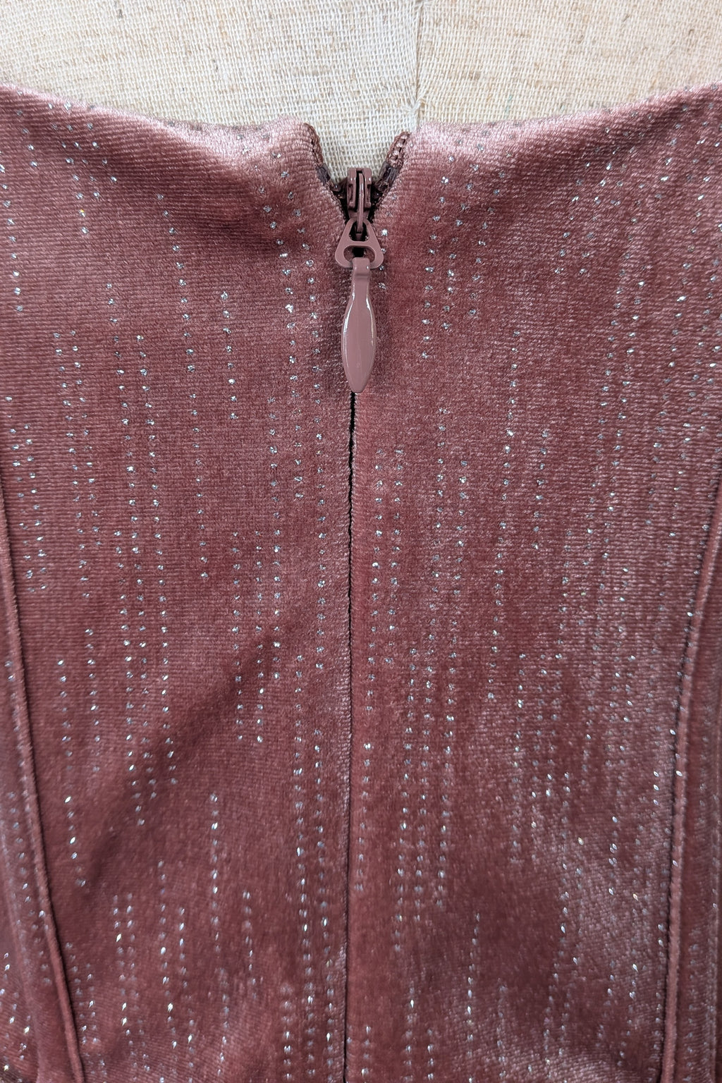 City Chic Jayla Cold Shoulder Velvet Rose Dress Size M