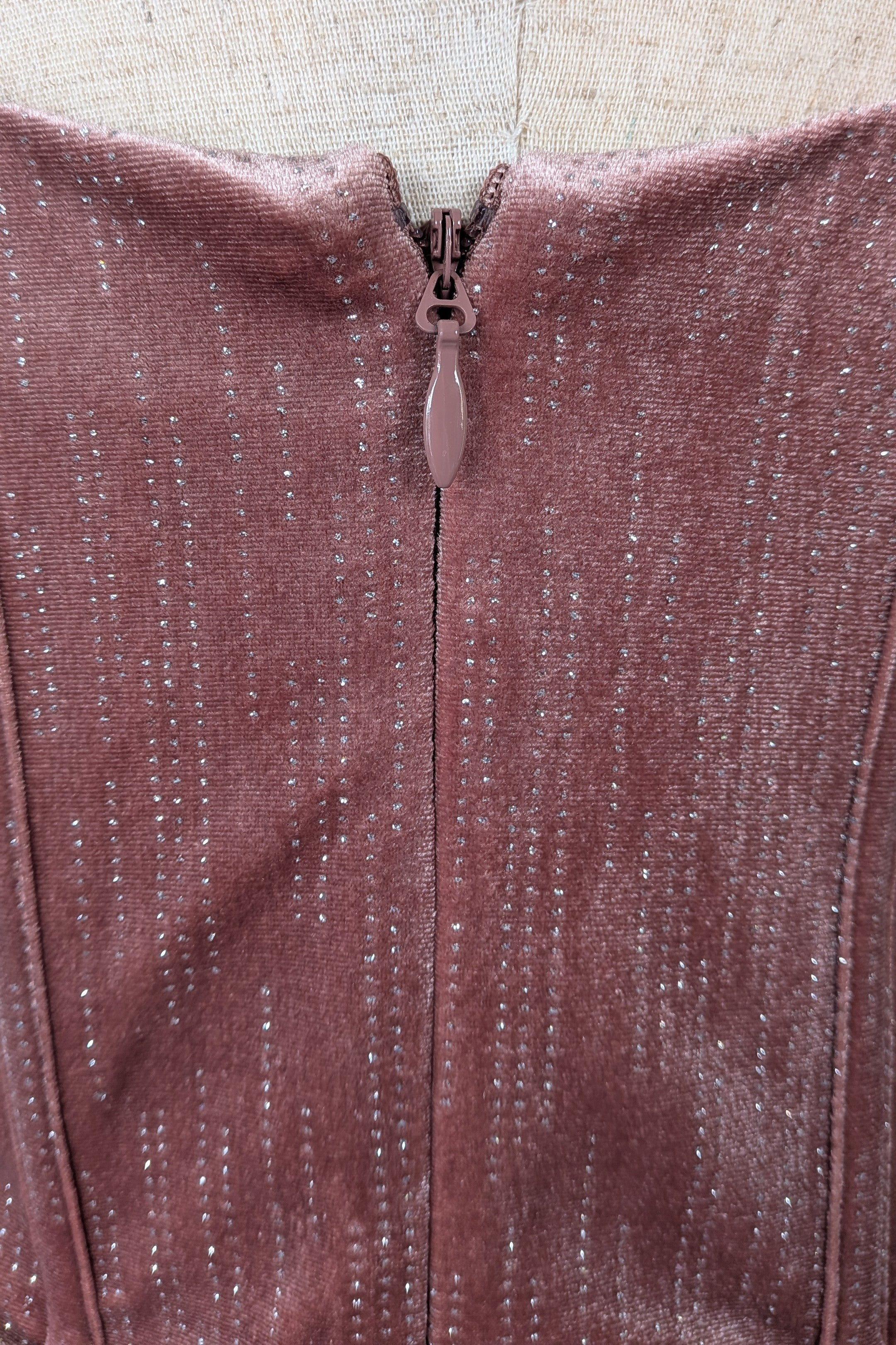 City Chic Jayla Cold Shoulder Velvet Rose Dress Size M