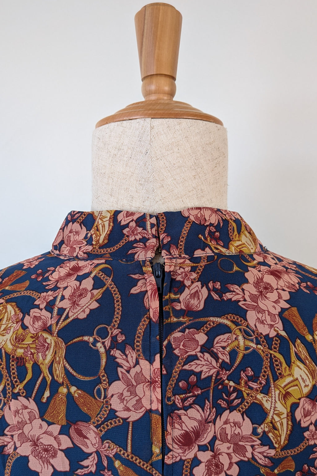 Modcloth Apogee of Elegance Floral & Horse Print Dress Size 22