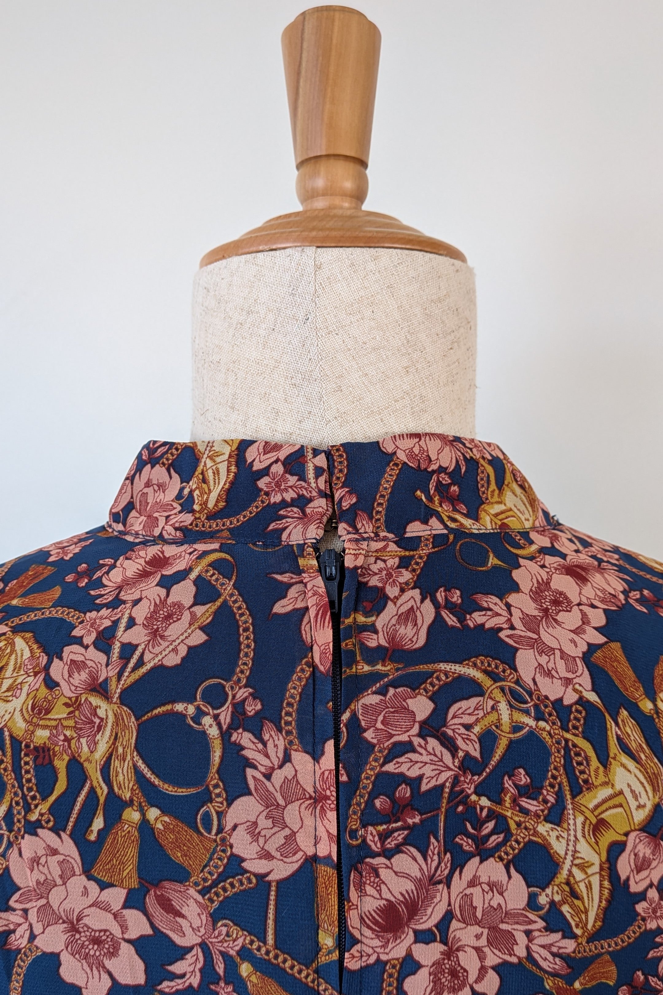 Modcloth Apogee of Elegance Floral & Horse Print Dress Size 22