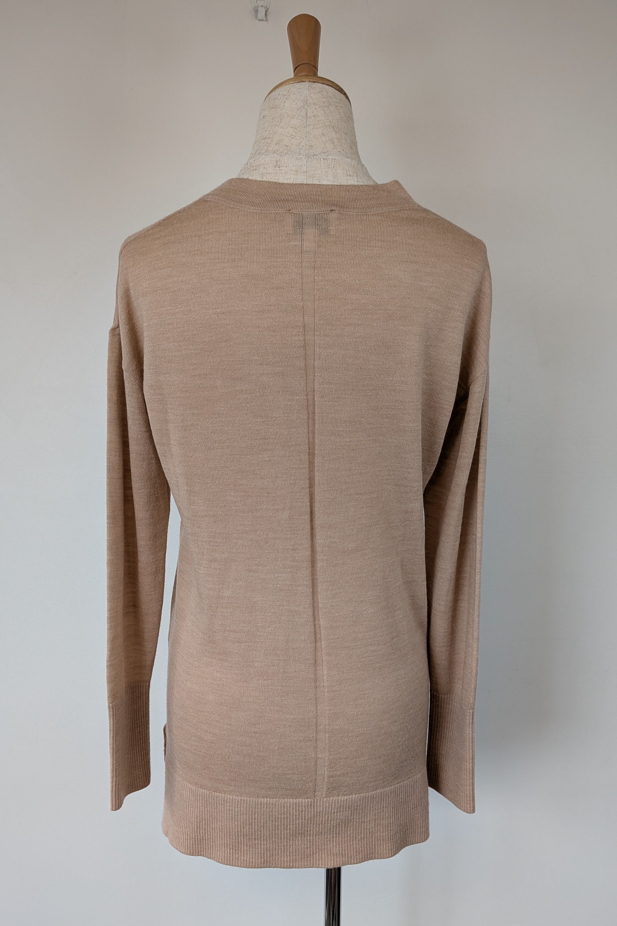 Witchery 100% Merino Wool Champagne Sequin Bead Detail Jumper Size XS