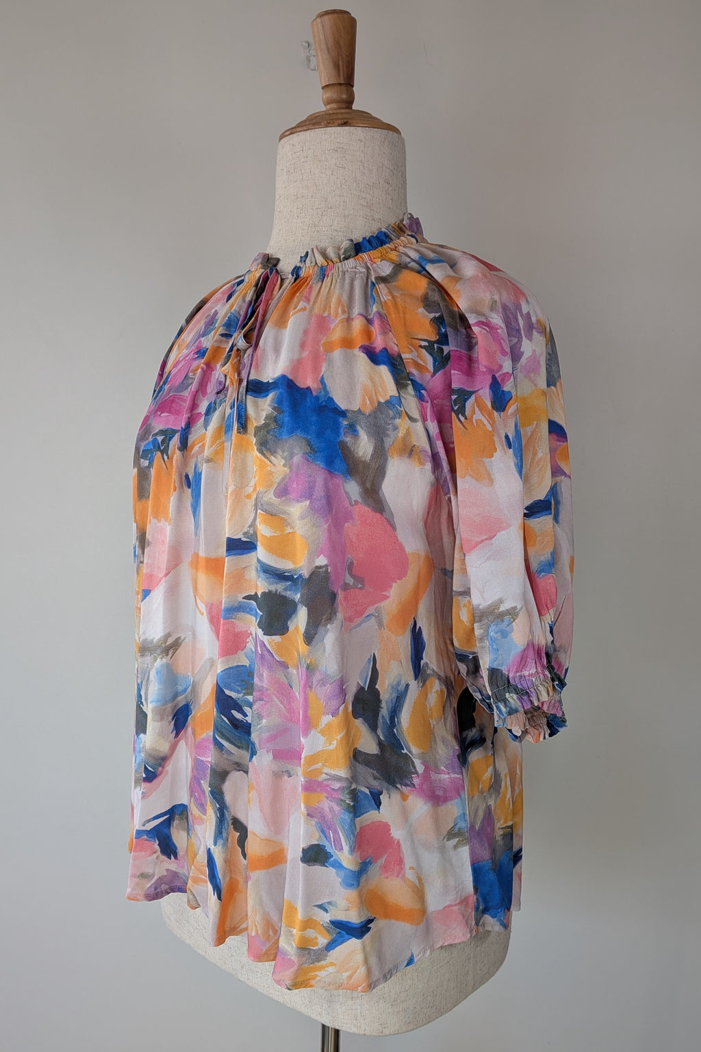 Blue Illusion Painterly Floral Print Peasant Shirt Size L