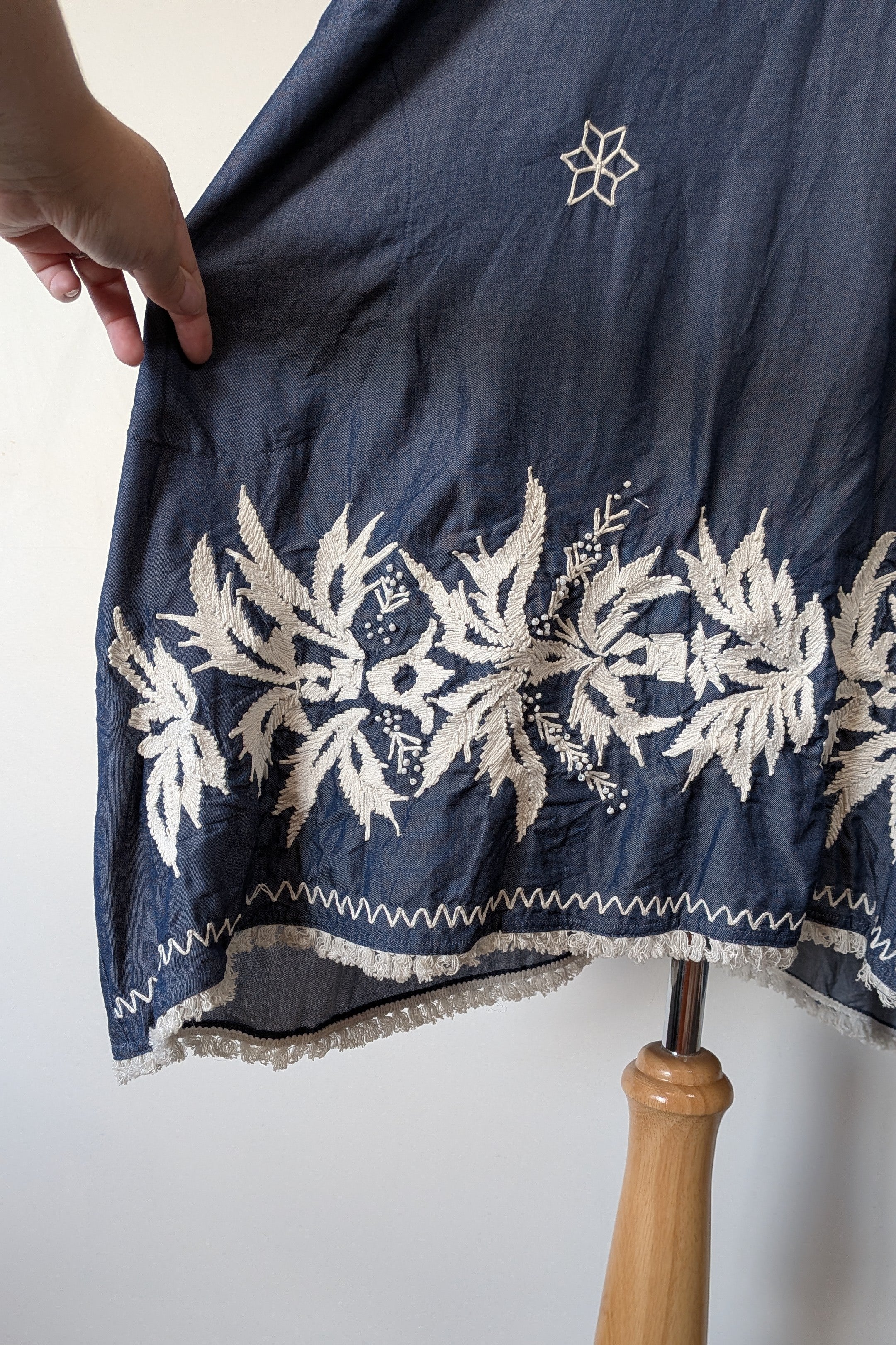Ruby Yaya Denim Blue Embroidered Kaftan Dress Size M