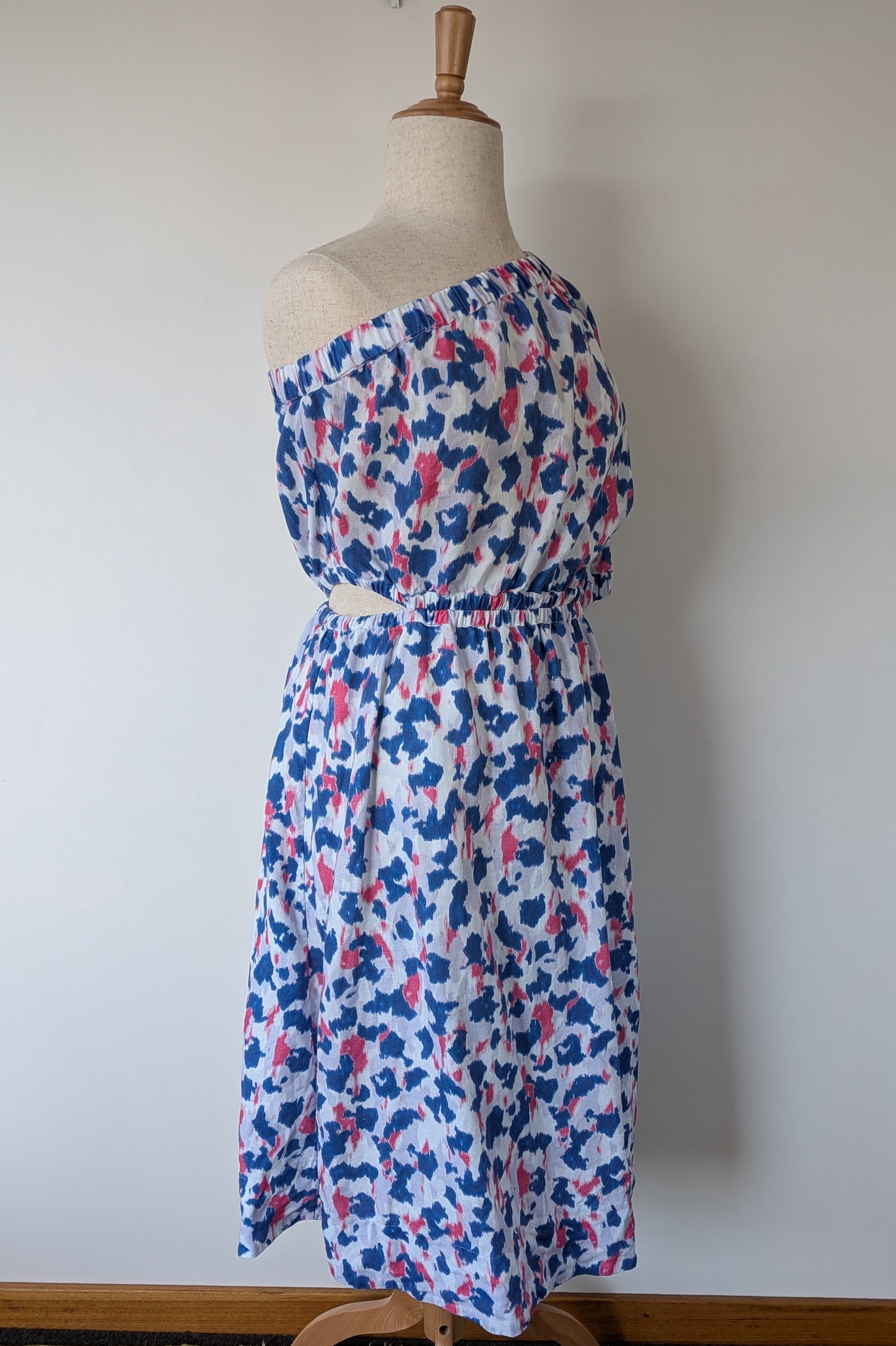 Witchery Linen One Shoulder Watercolour Print Midi Dress with Cut Out Size 16