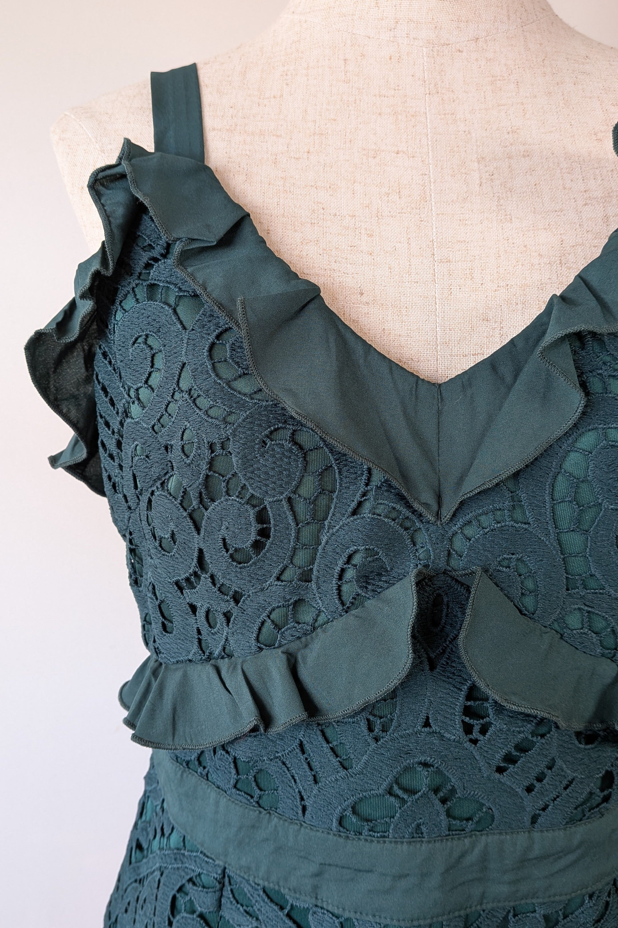Two Sisters The Label Leanne Lace Midi Dress in Emerald Green Size 10 Brand New With Tags RRP $149