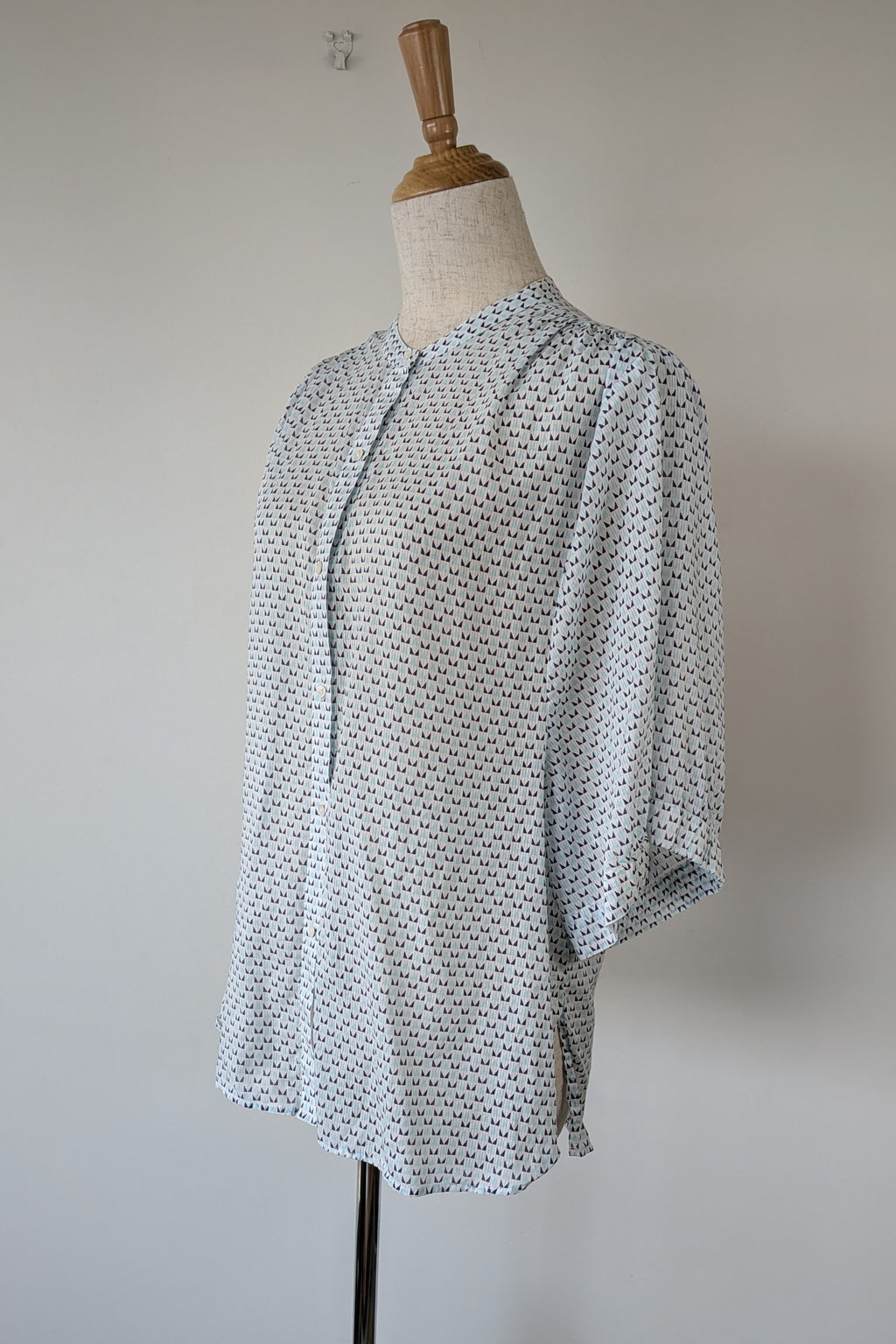 Country Road Blue Geometric Cotton Puff Sleeve Shirt Size S