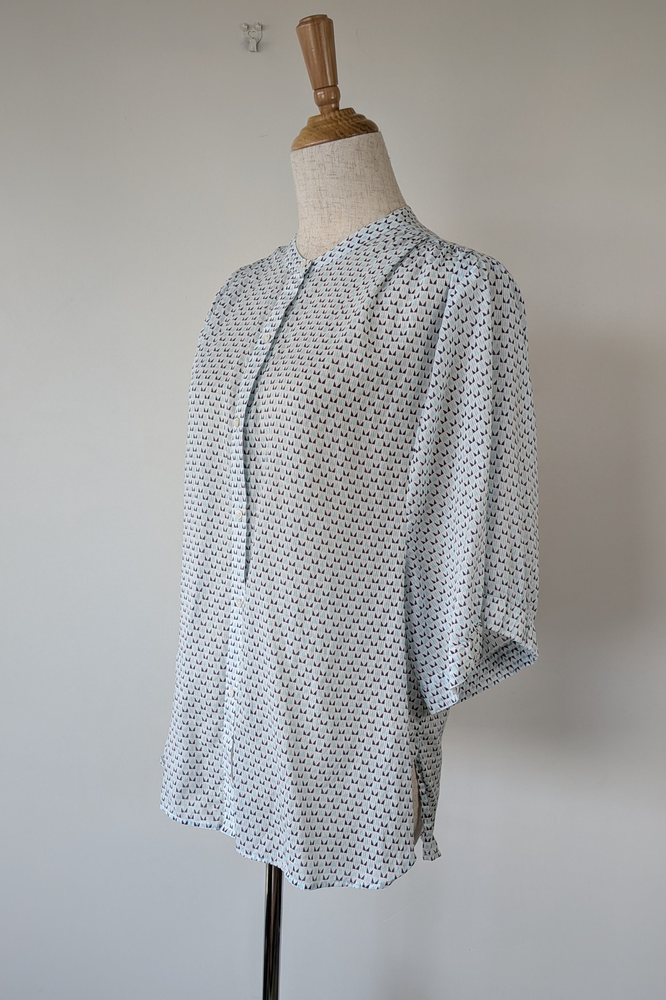 Country Road Blue Geometric Cotton Puff Sleeve Shirt Size S