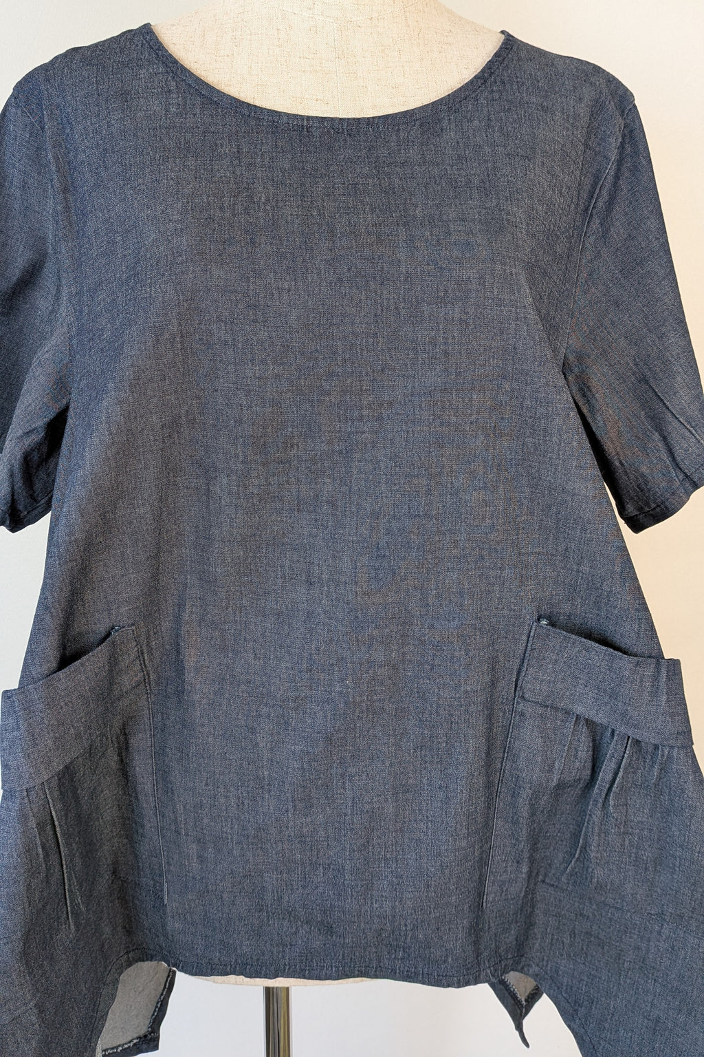 158C Blue Denim Cotton Blend Top in One Size