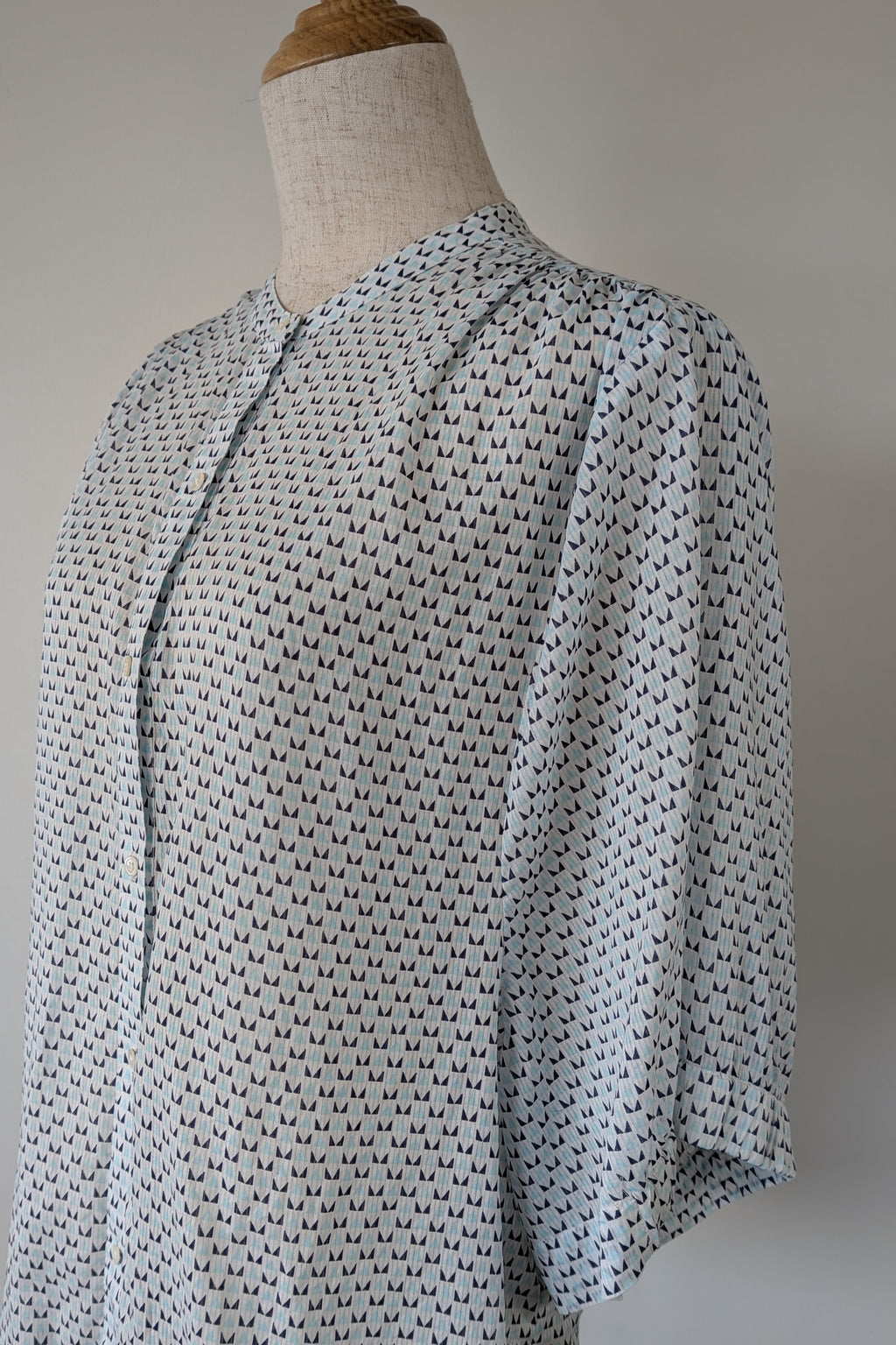 Country Road Blue Geometric Cotton Puff Sleeve Shirt Size S