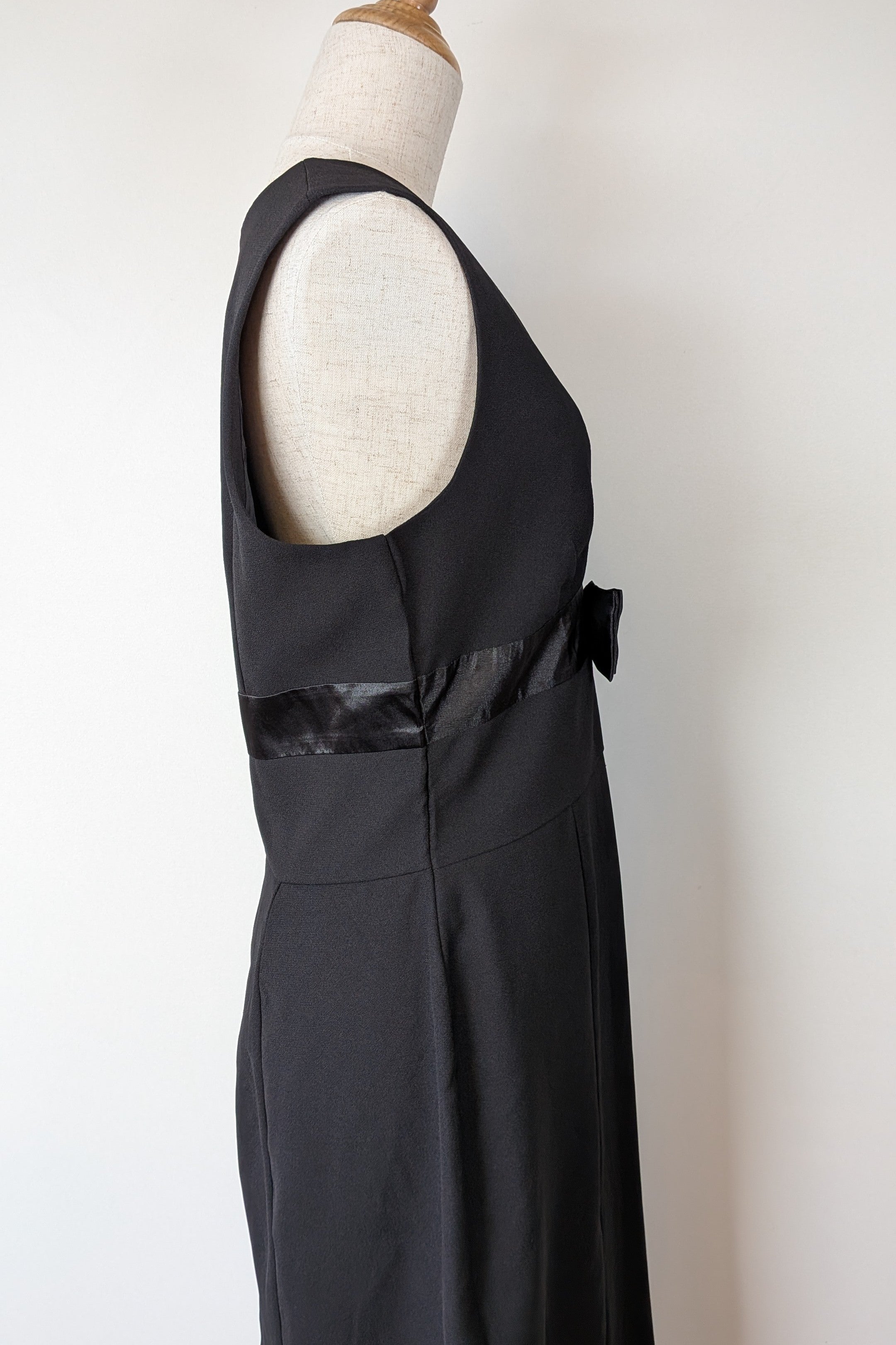 Vintage Y2K Crossroads Sleeveless Black Bow Cocktail Dress Size 12/14