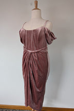 City Chic Jayla Cold Shoulder Velvet Rose Dress Size M