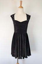 Quirky Circus Black Velvet Sweetheart Skater Dress Size 10