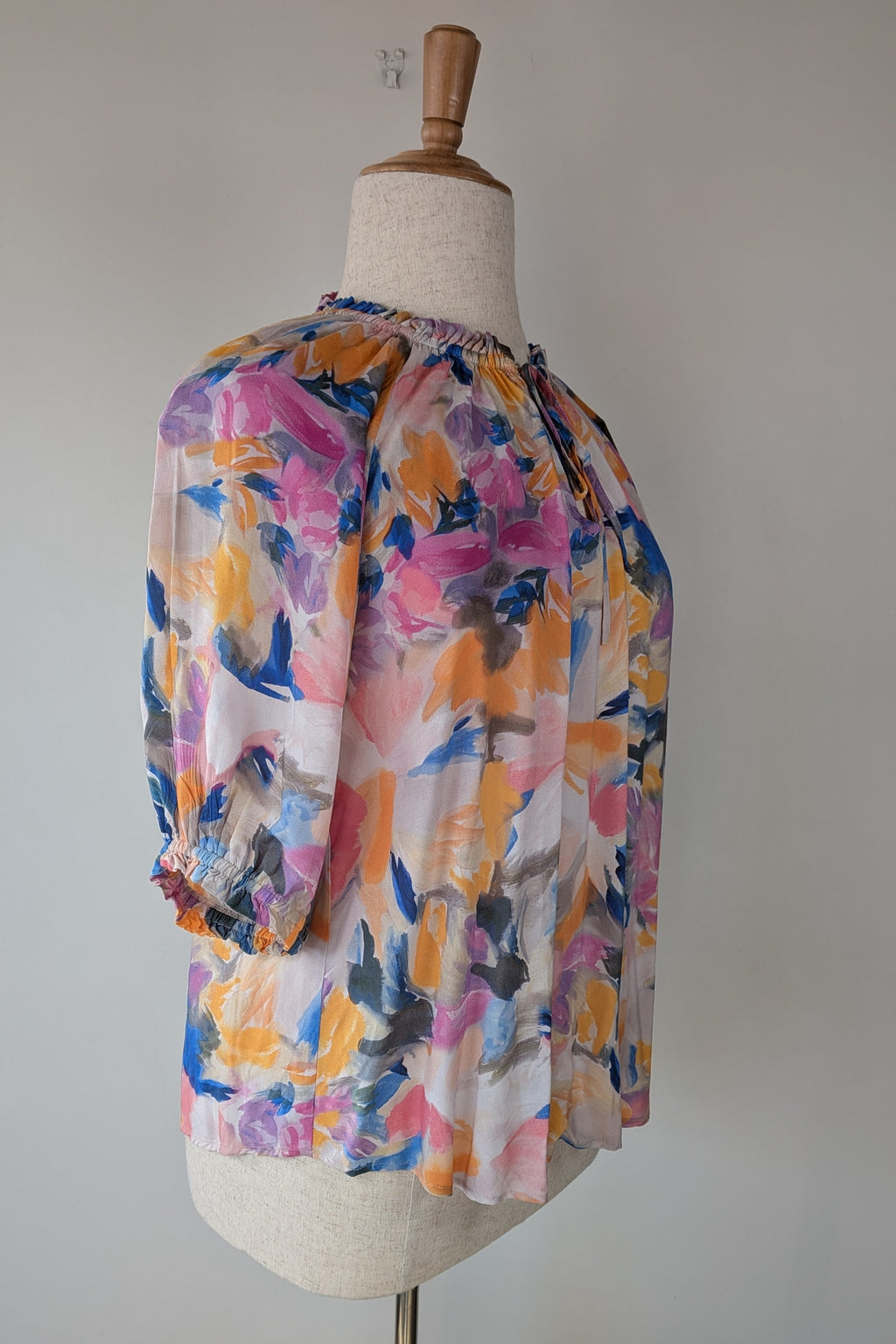 Blue Illusion Painterly Floral Print Peasant Shirt Size L