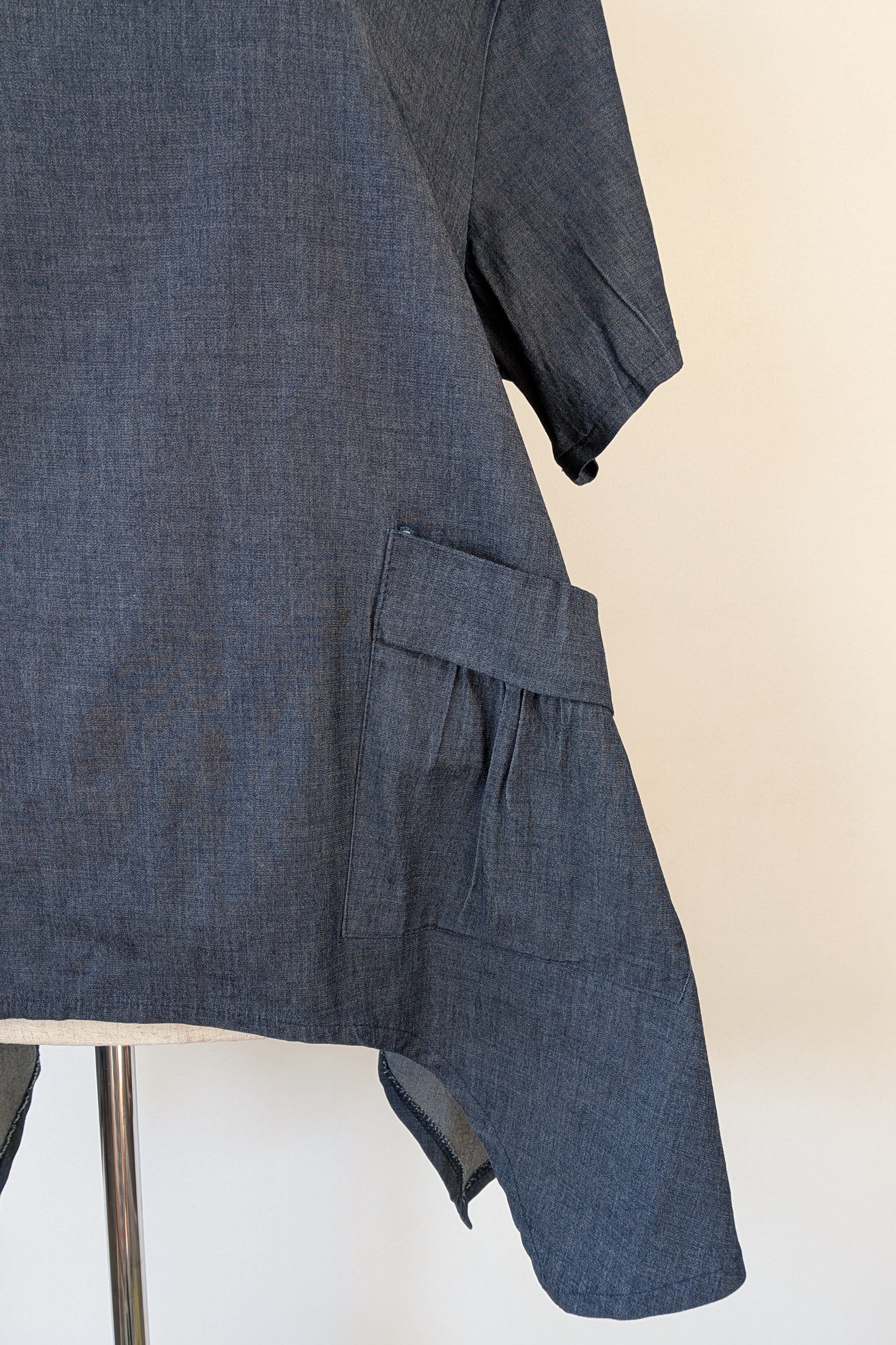 158C Blue Denim Cotton Blend Top in One Size