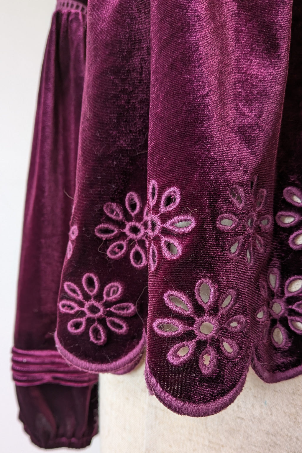 The Poetic Gypsy Burgundy Velvet Top Size 18/20