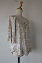 W Lane Linen Blend Beige & White Paisley Print Top Size 10