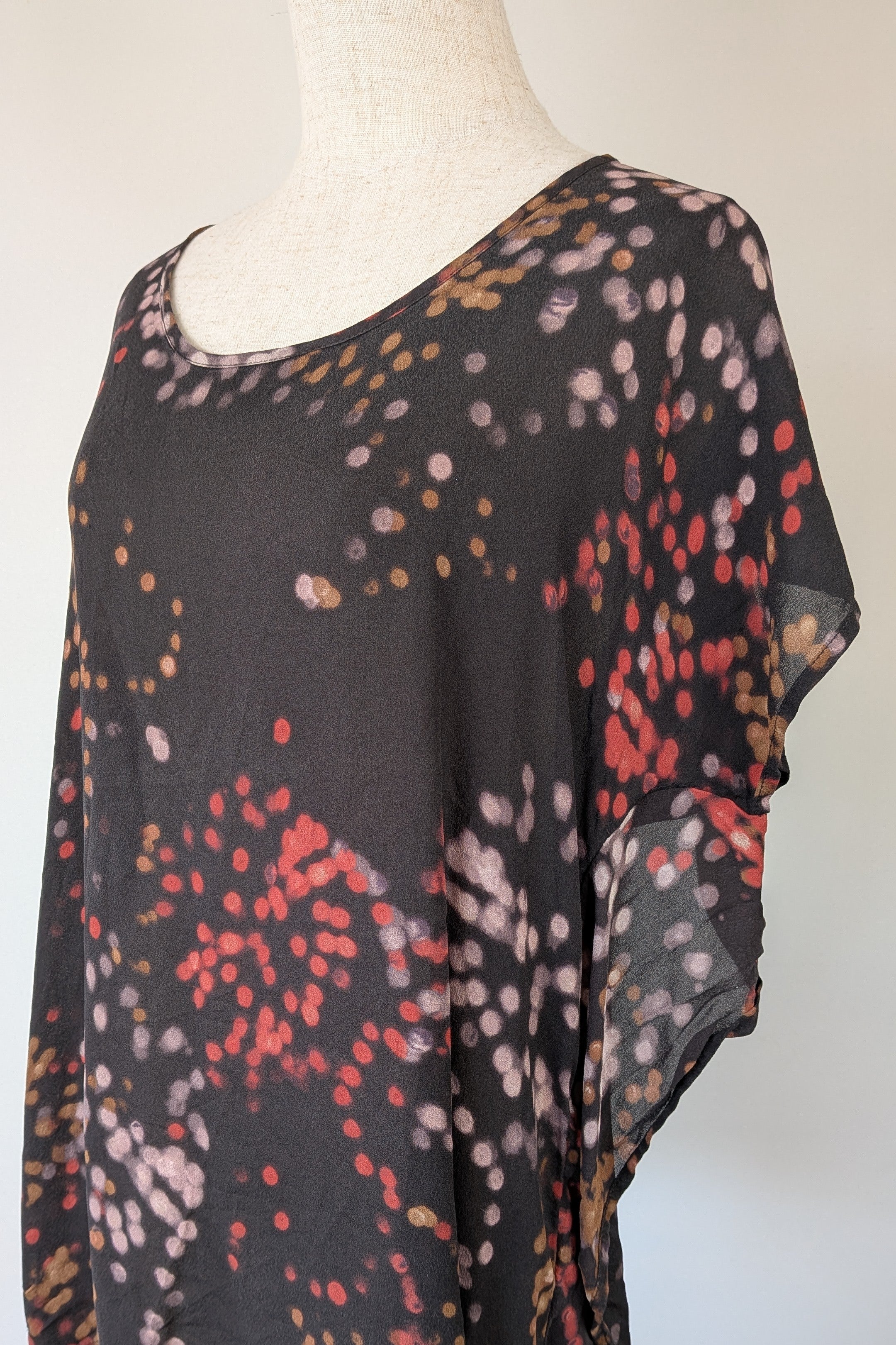 Vintage Y2K Kingan Jones 100% Silk Abstract Dot Top Size 12
