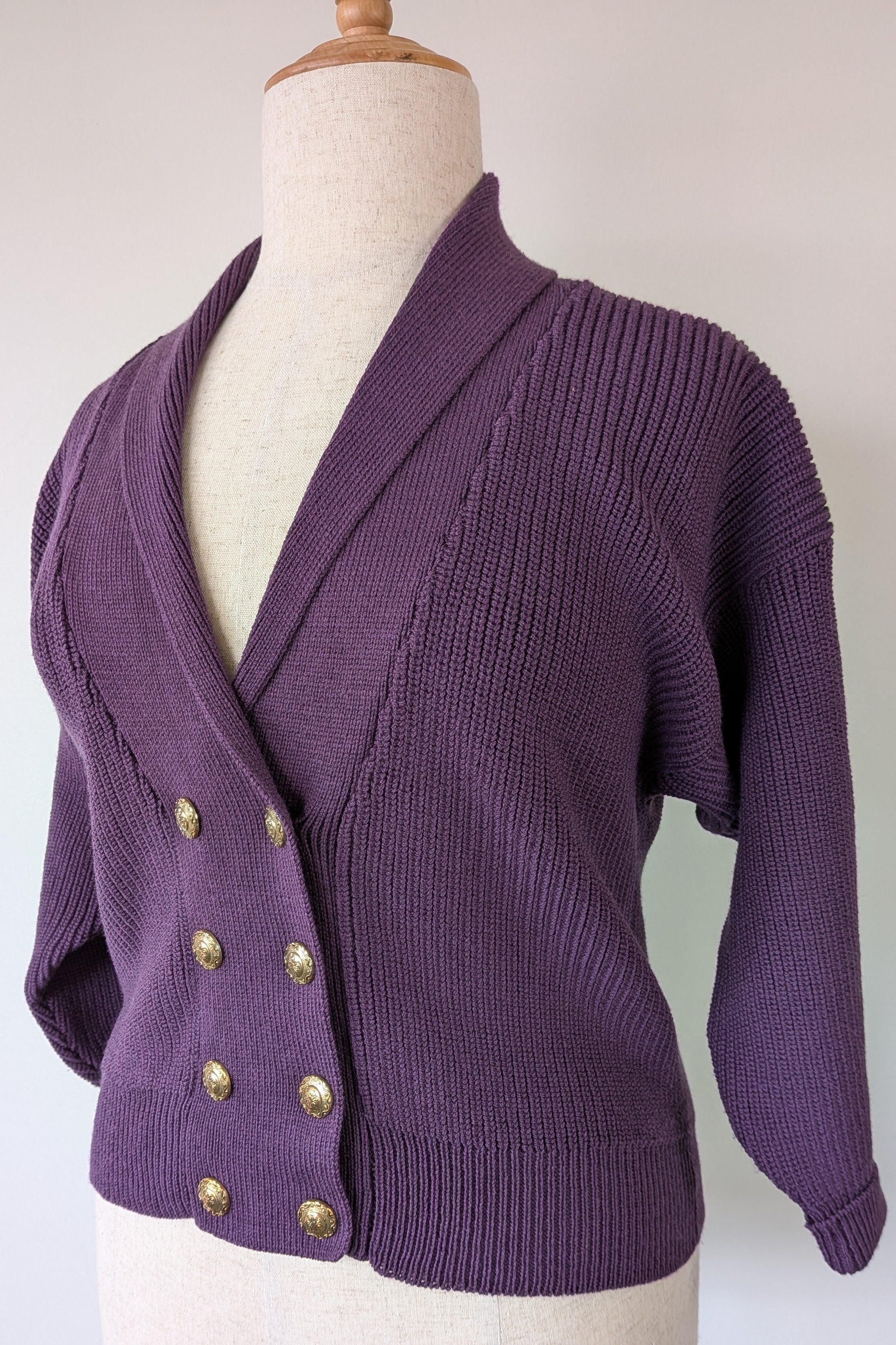 Vintage 80s Casaveen Pure New Wool Purple Cardigan (Made in Tasmania) Size 14