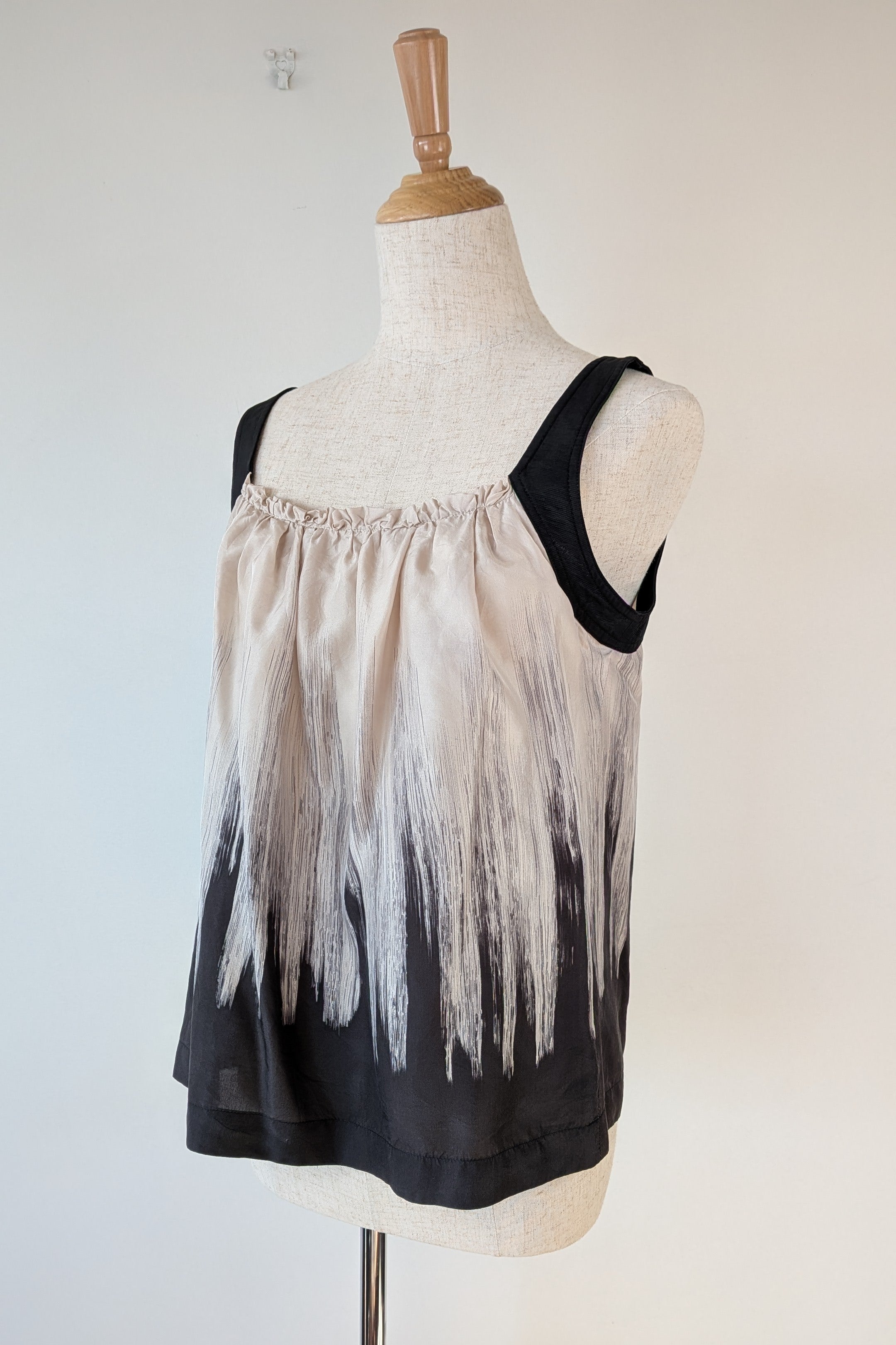 Jane Lamerton Petites Silk Abstract Monochrome Top Size 10
