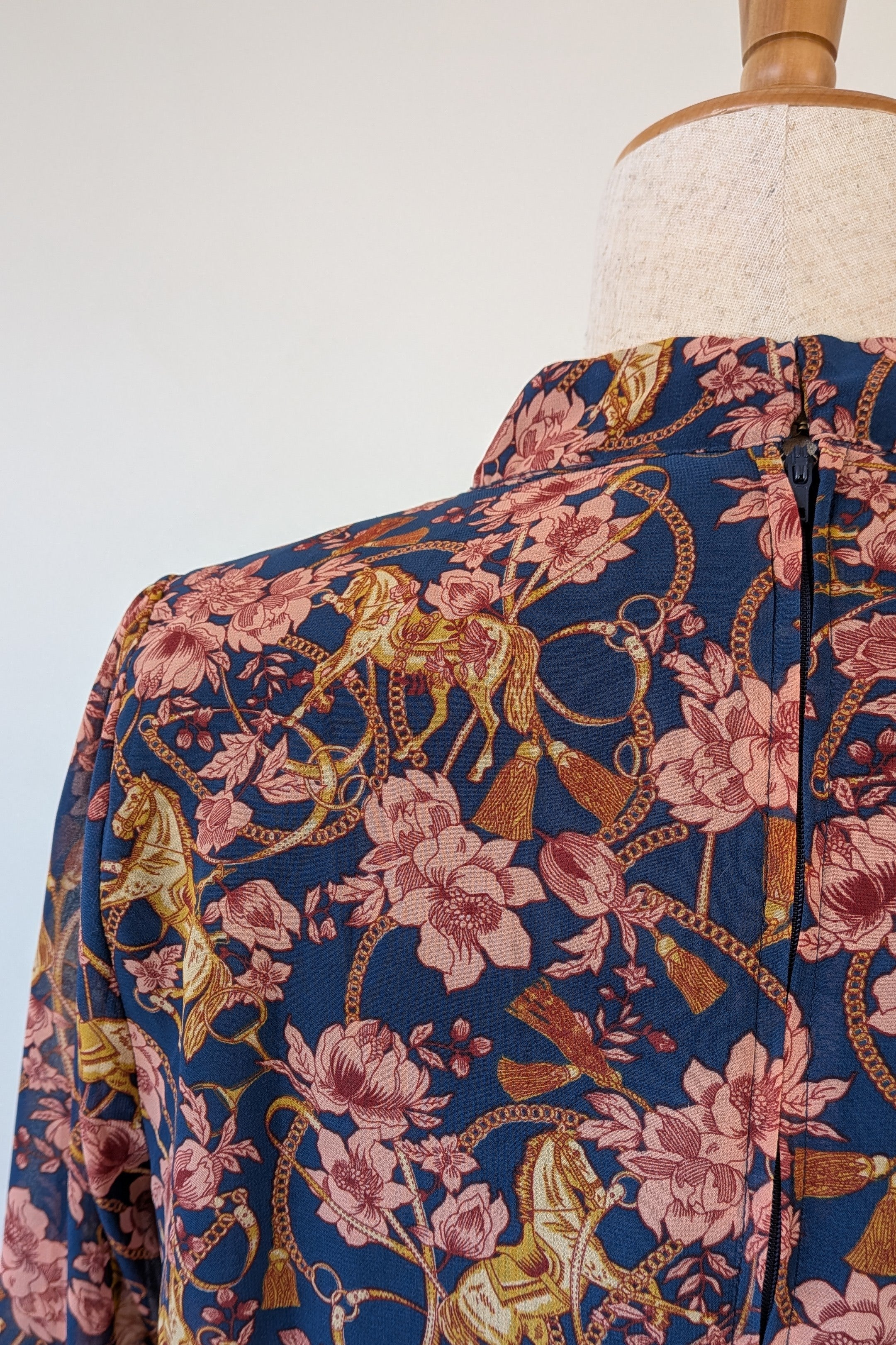 Modcloth Apogee of Elegance Floral & Horse Print Dress Size 22