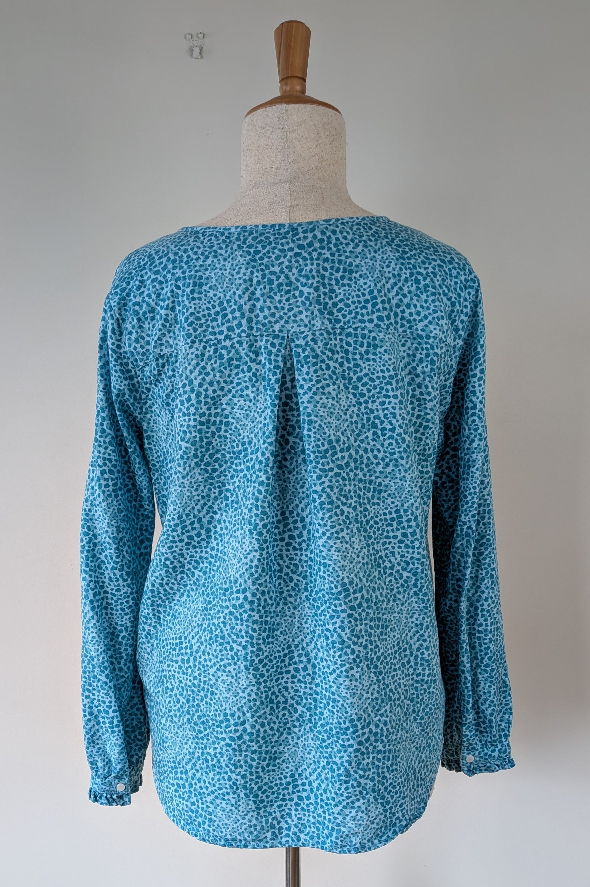 RB Sellars Teal Leopard Print Linen Blend Shirt Size 16