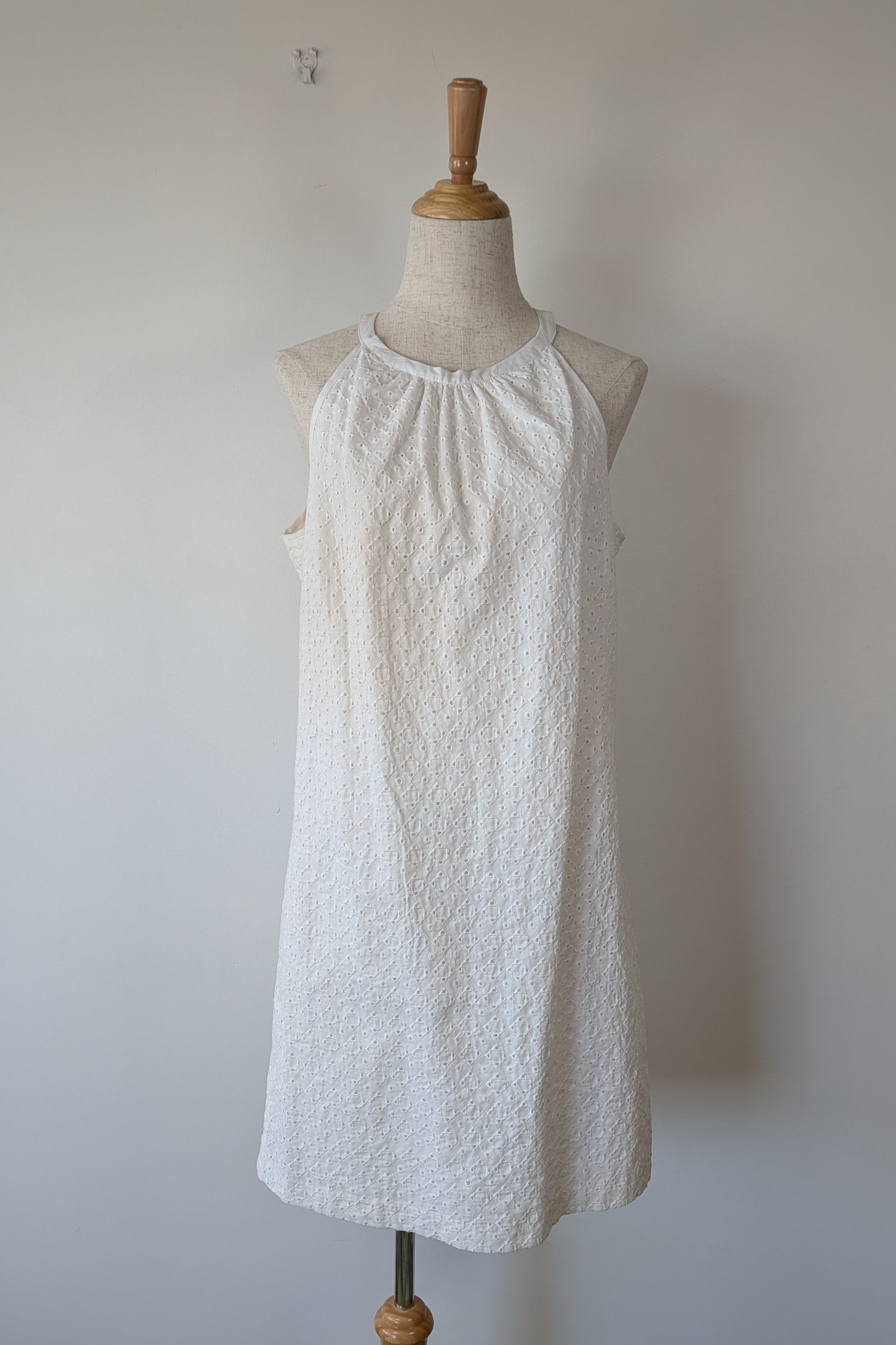 Inspyr Signature White Embroidered Halter Neck Dress Size 10 Brand New With Tags