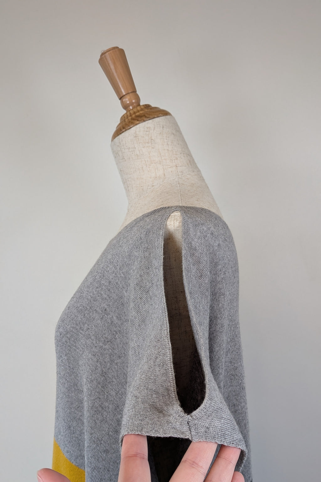 Uimi Colour Block Egyptian Cotton & Cashmere Knit Dress Size S-M