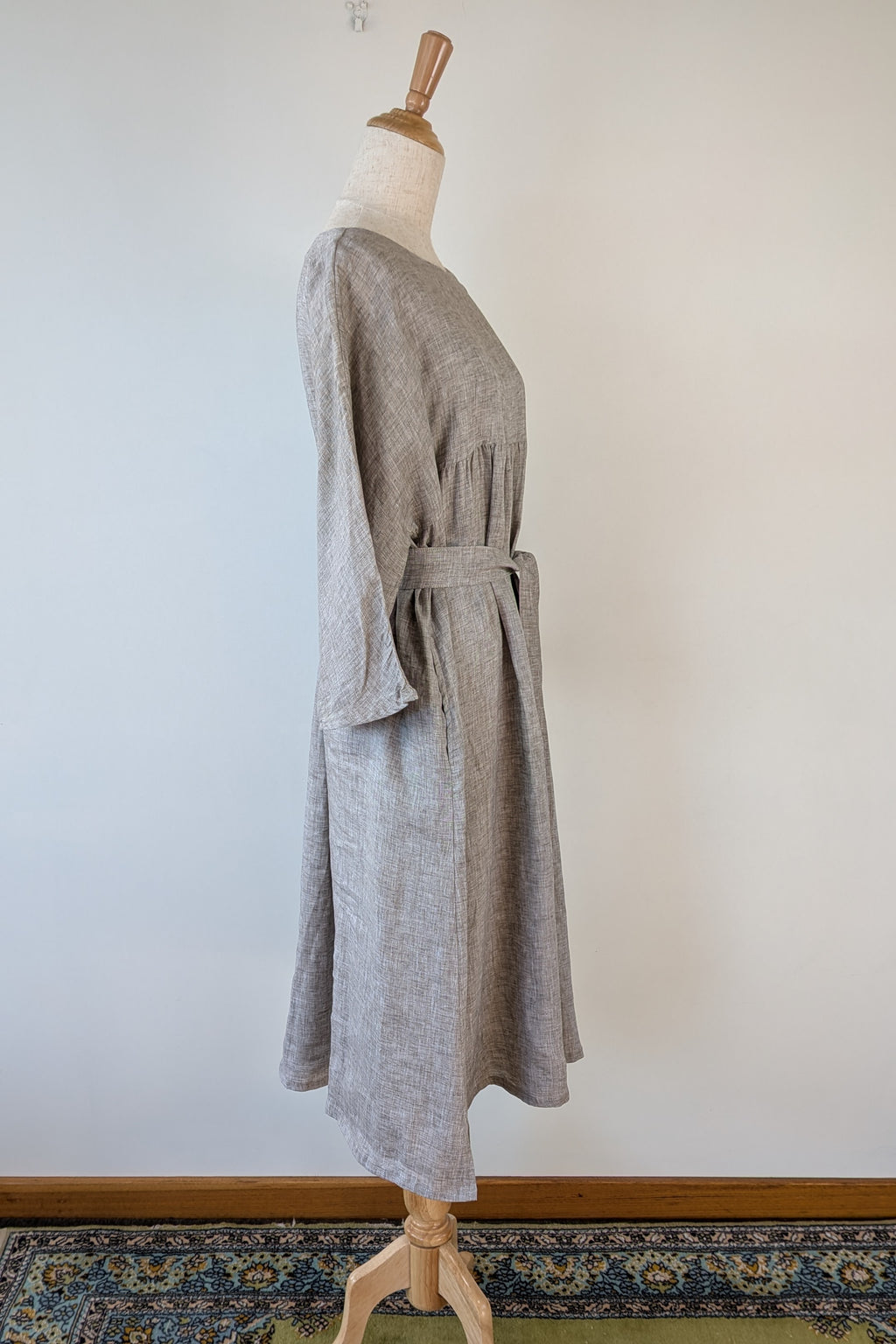 Stella Moda Linen Midi Dress in Grey in One Size