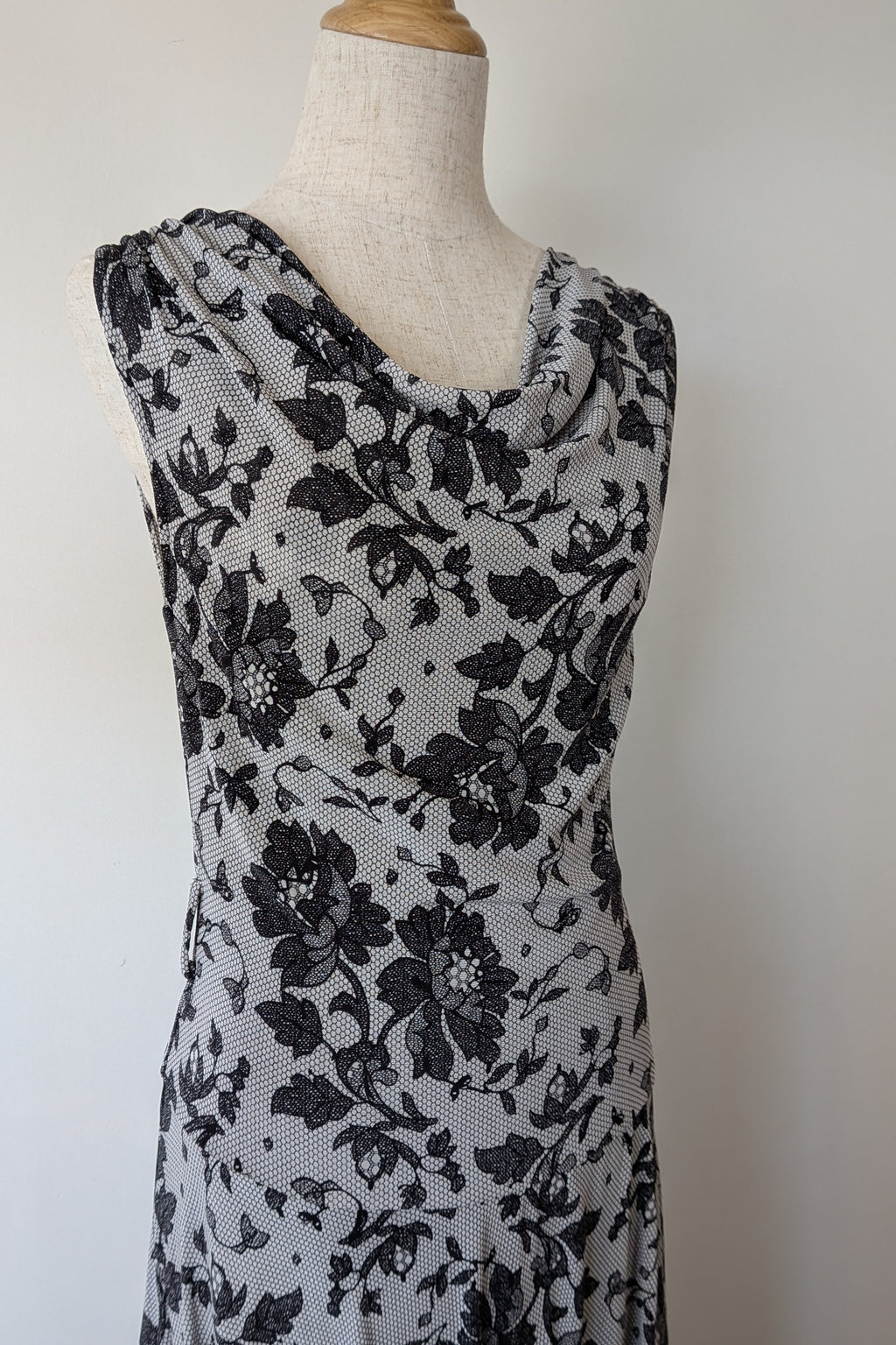 Vintage Y2K Tea Berry Floral Lace Cowl Neck Dress Size 8/10