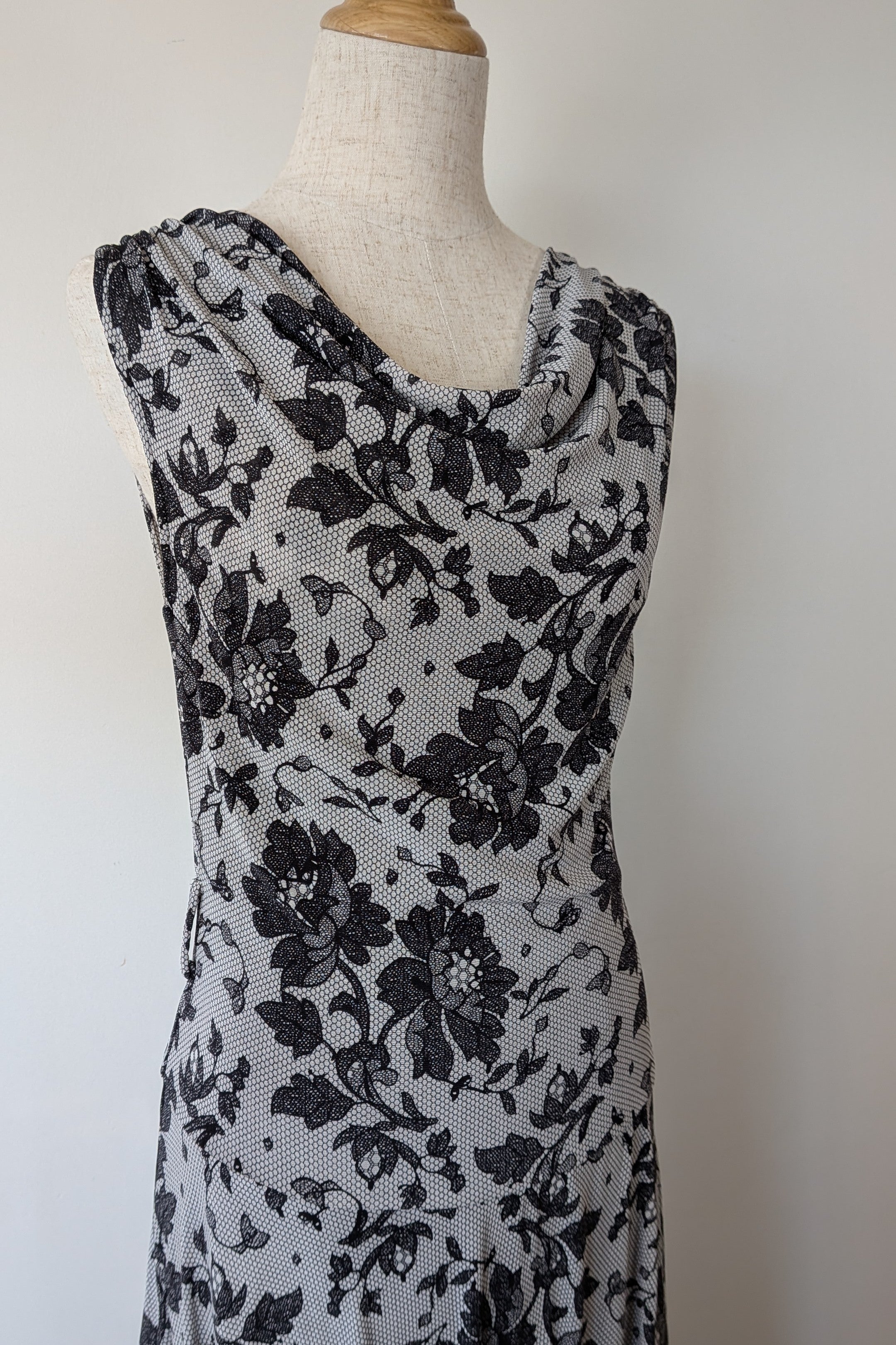 Vintage Y2K Tea Berry Floral Lace Cowl Neck Dress Size 8/10