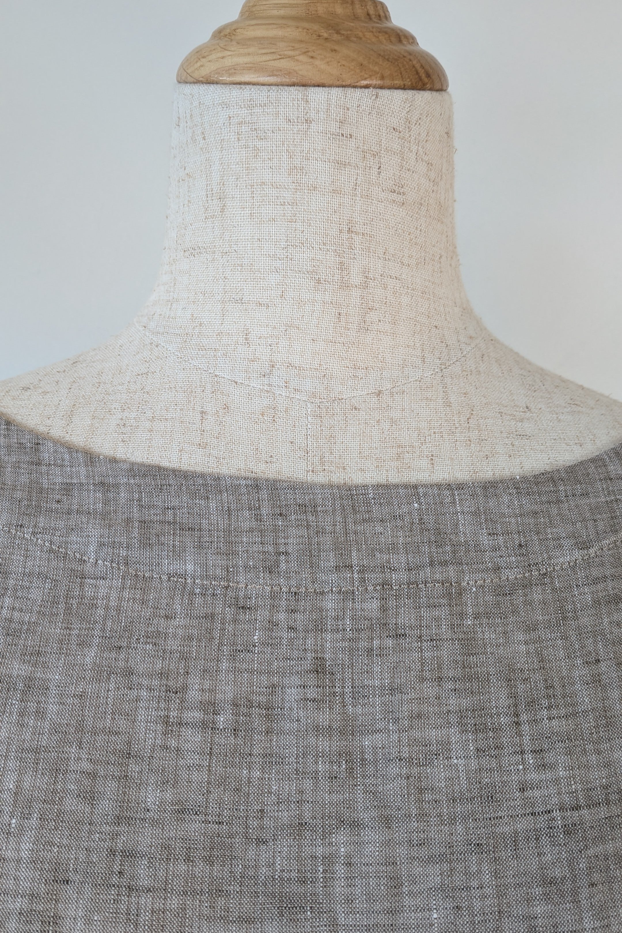 Stella Moda Linen Midi Dress in Grey in One Size